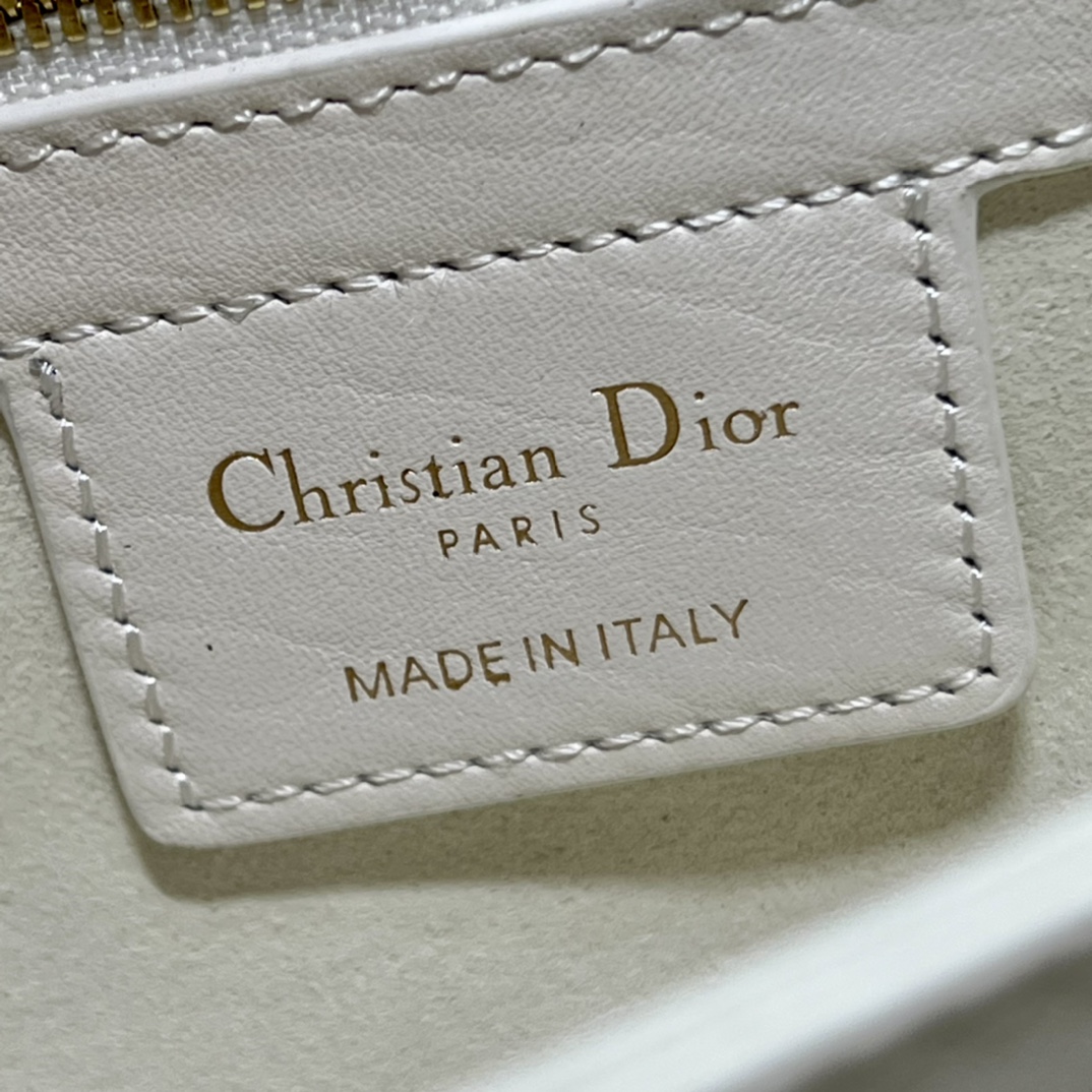 Lady Dior 95.22 Small White Cannage Lambskin With Gold Hardware 