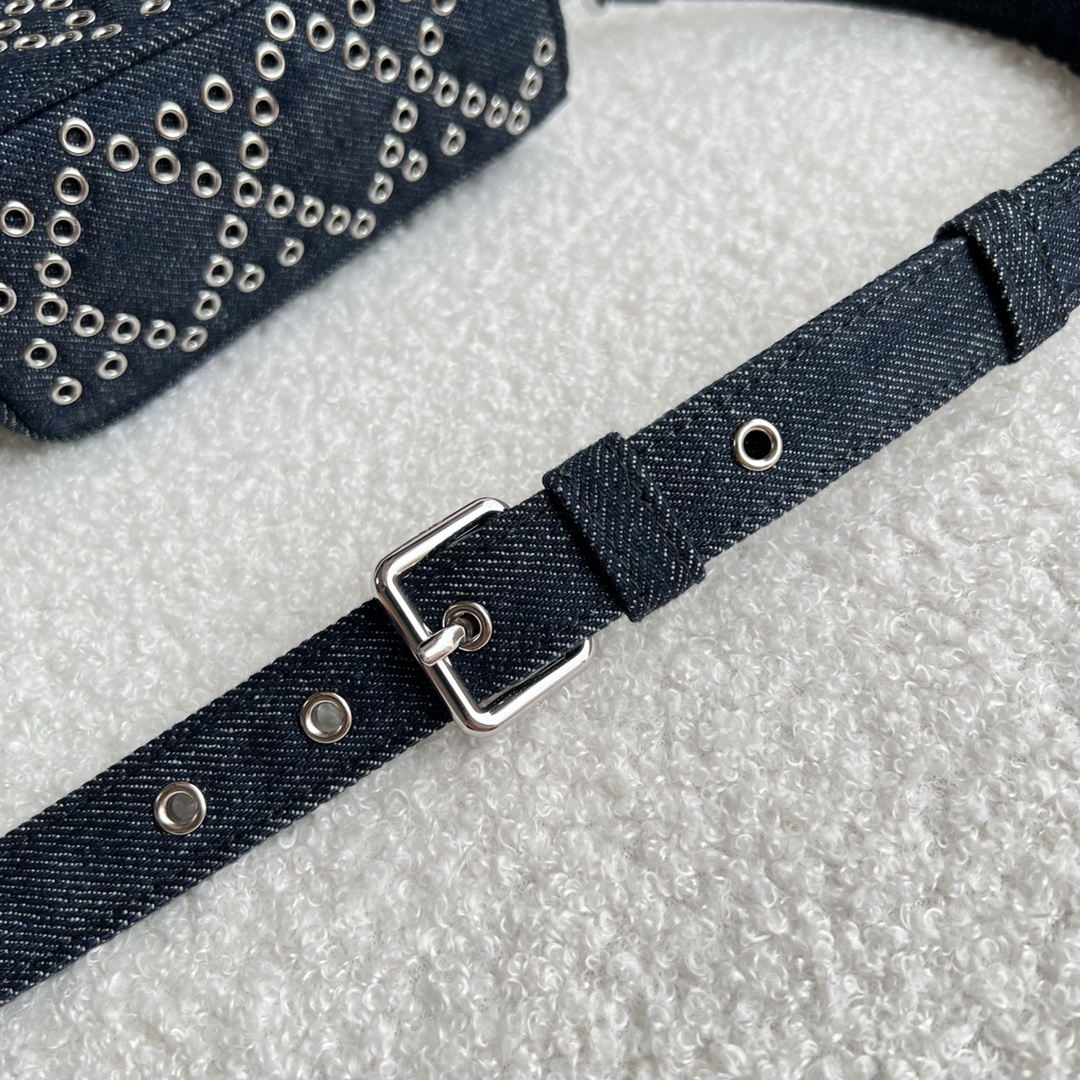 Lady Dior D-JOY Bag Eyelet Blue Cannage Denim