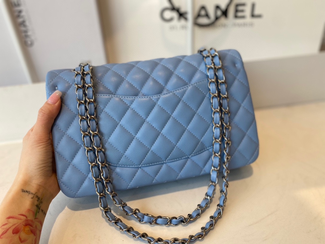 Limited Edition Chanel Classic Flap 17CM 20Cm 25CM Sheepskin Shoulder Bag High End Blue With Sliver