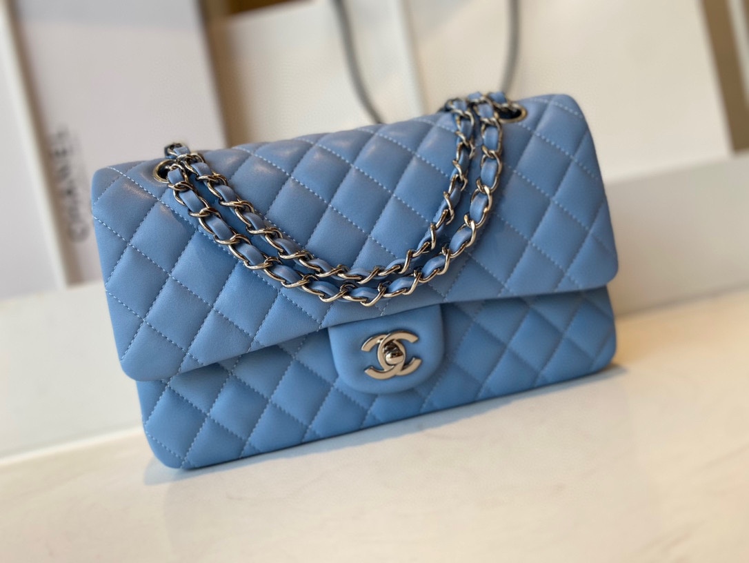 Limited Edition Chanel Classic Flap 17CM 20Cm 25CM Sheepskin Shoulder Bag High End Blue With Sliver