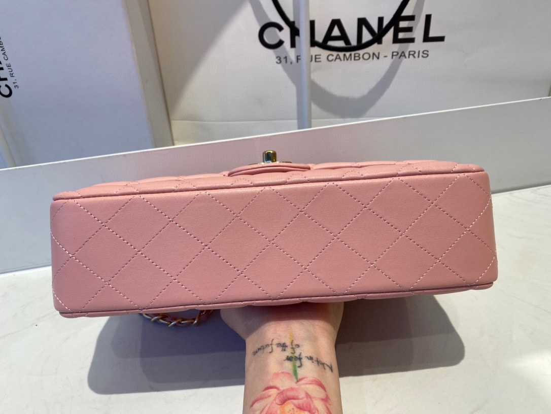 Limited Edition Chanel Classic Flap 17CM 20Cm 25CM Sheepskin Shoulder Bag High End Pink With Gold