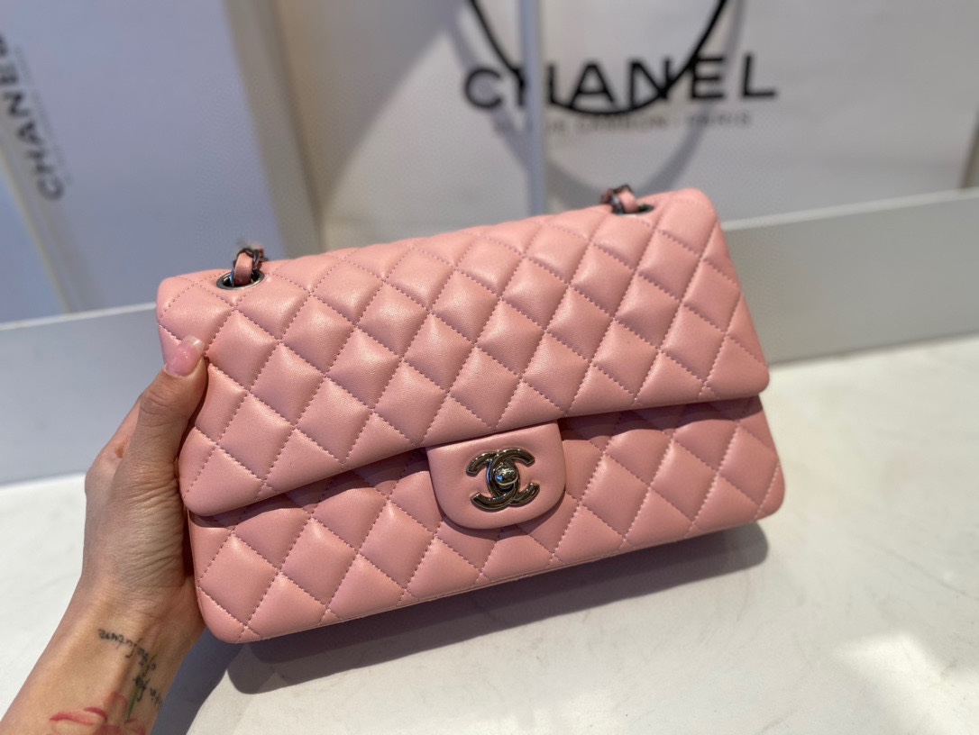 Limited Edition Chanel Classic Flap 17CM 20Cm 25CM Sheepskin Shoulder Bag High End Pink With Sliver