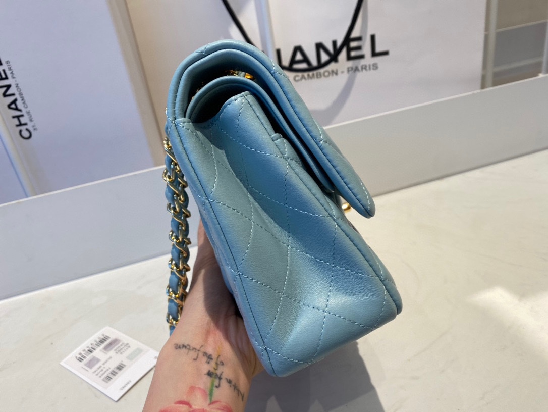 Limited Edition Chanel Classic Flap 17CM 20Cm 25CM Sheepskin Shoulder Bag High End Water Blue With Gold