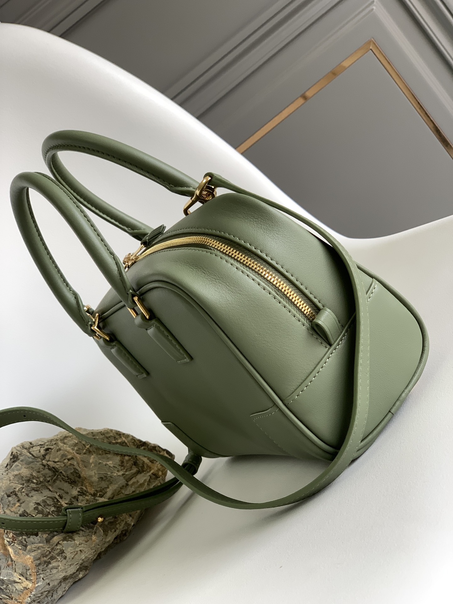 Loewe Amazona 19 Square Bag in Nappa Calfskin Green