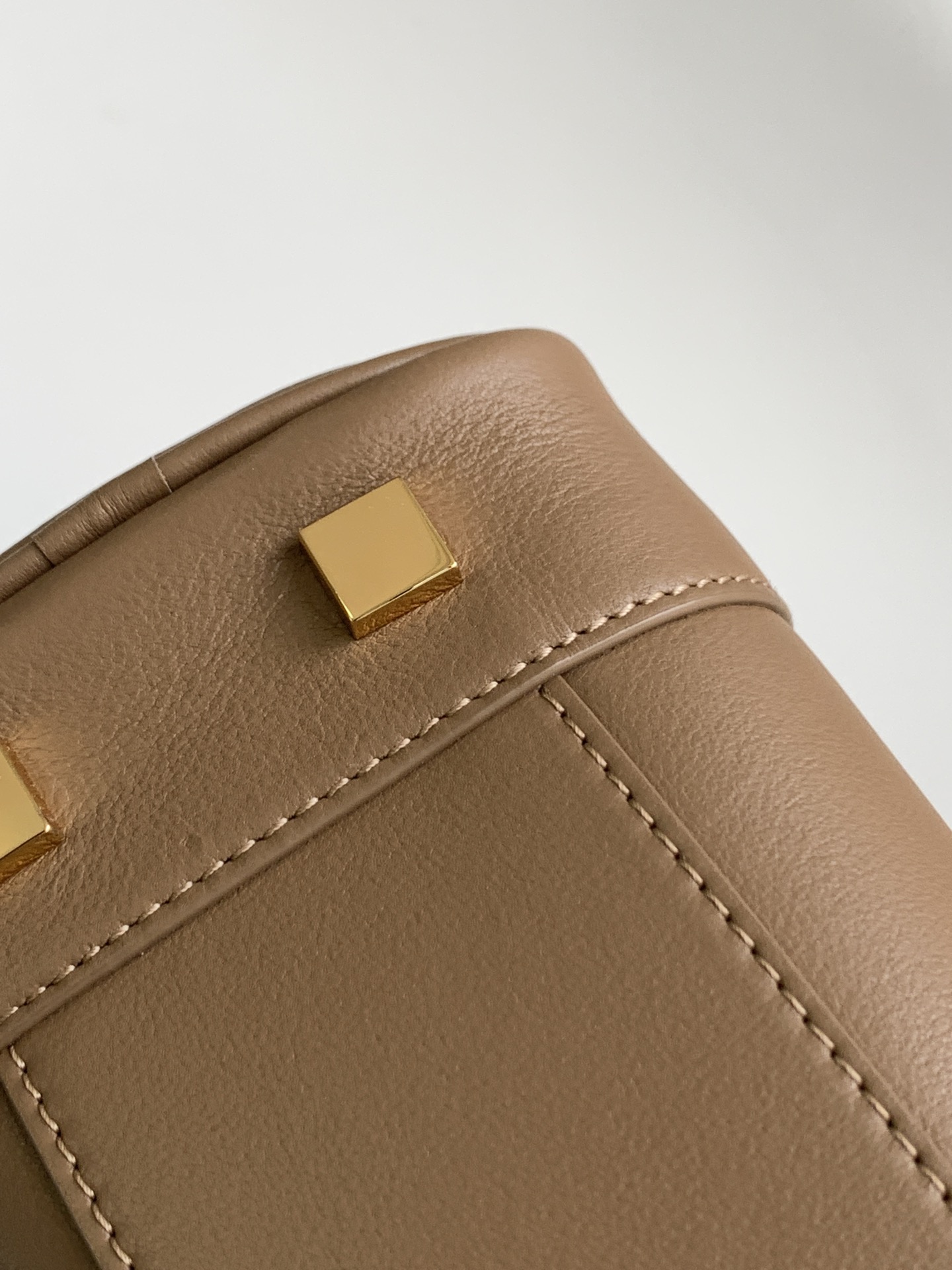 Loewe Amazona 19 Square Bag in Nappa Calfskin Tan