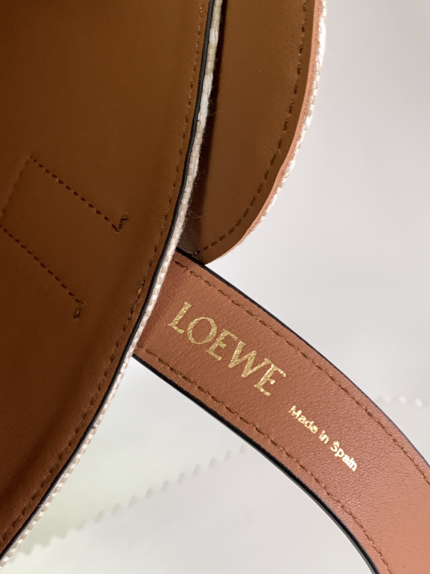 Loewe Basket Bag in Palm Leaf and Calfskin Tan