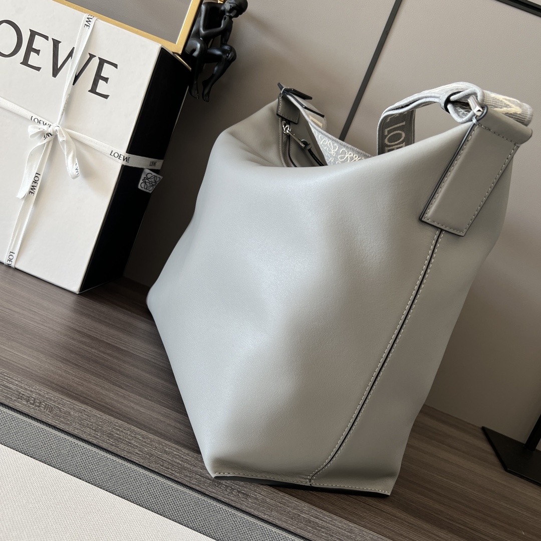 Loewe Cubi Crossbody bag in Supple Smooth Calfskin and Jacquard Gray