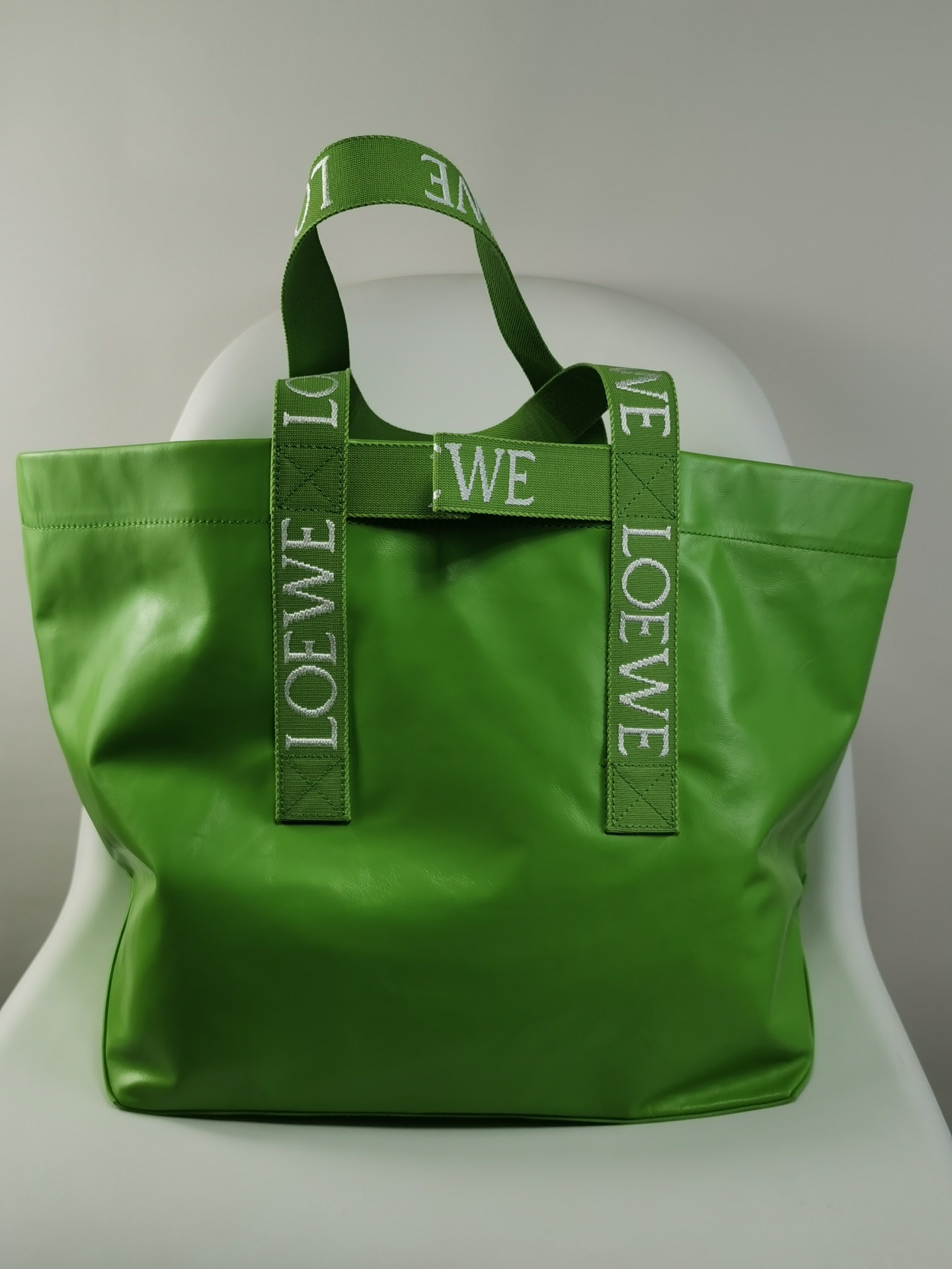 Loewe Fold Shopper in Paper Calfskin Green