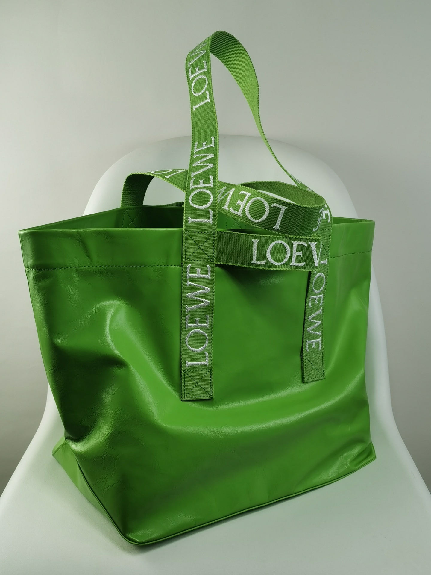 Loewe Fold Shopper in Paper Calfskin Green