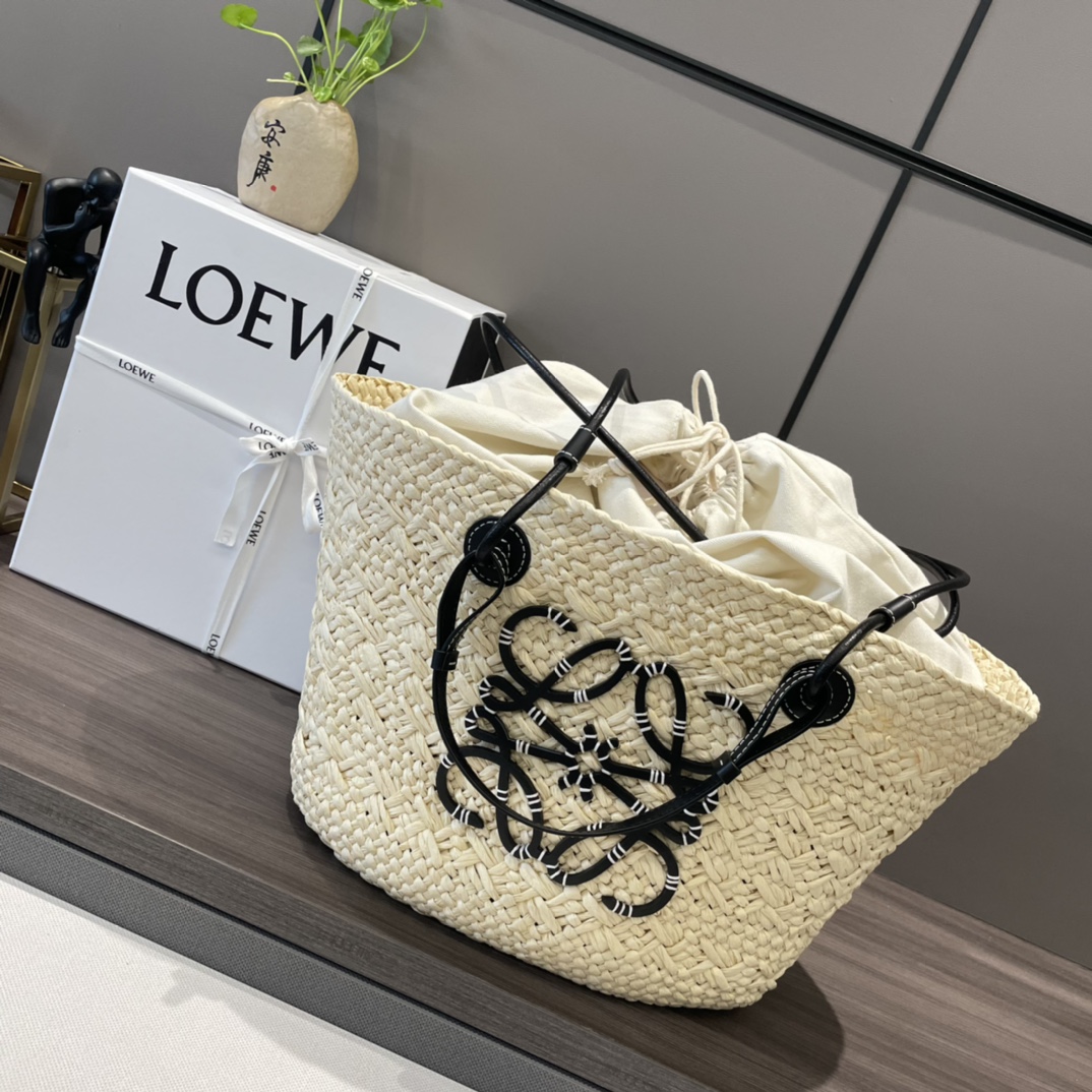 Loewe Large Anagram Basket Bag in Iraca Palm and Calfskin Natural Black