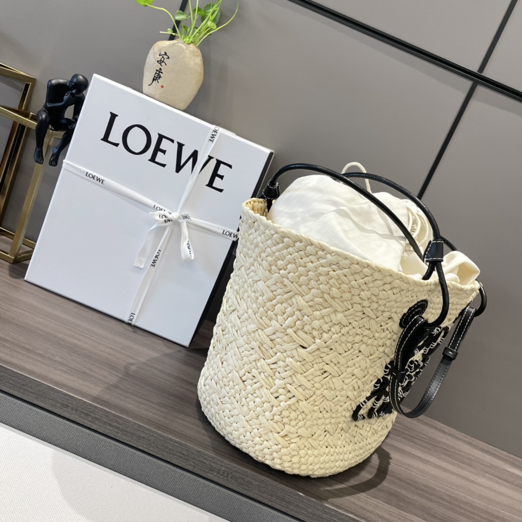 Loewe Large Anagram Basket Bag in Iraca Palm and Calfskin Natural Black