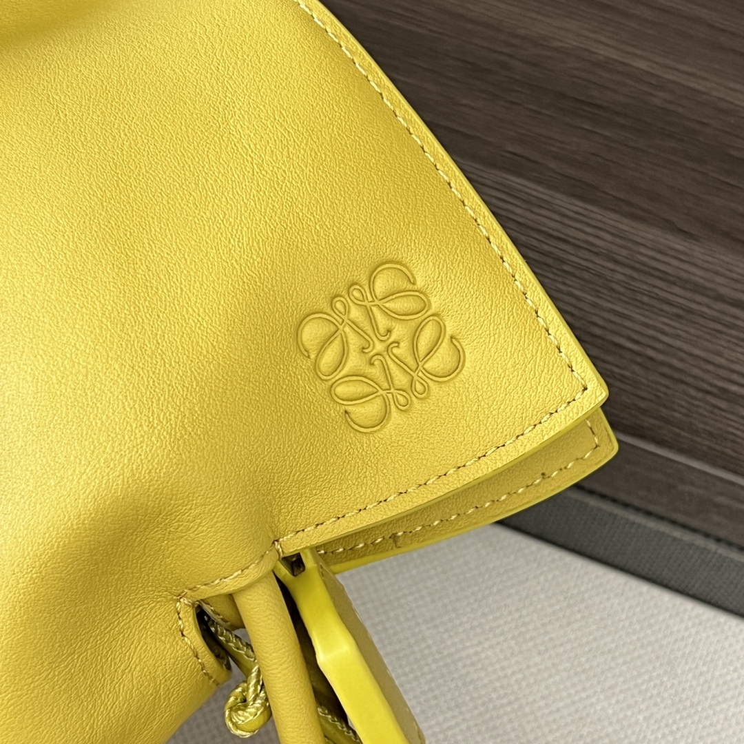 Loewe Large Flamenco Clutch in Nappa Calfskin Light YellowGlaze