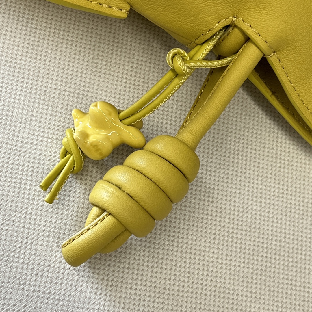 Loewe Large Flamenco Clutch in Nappa Calfskin Light YellowGlaze