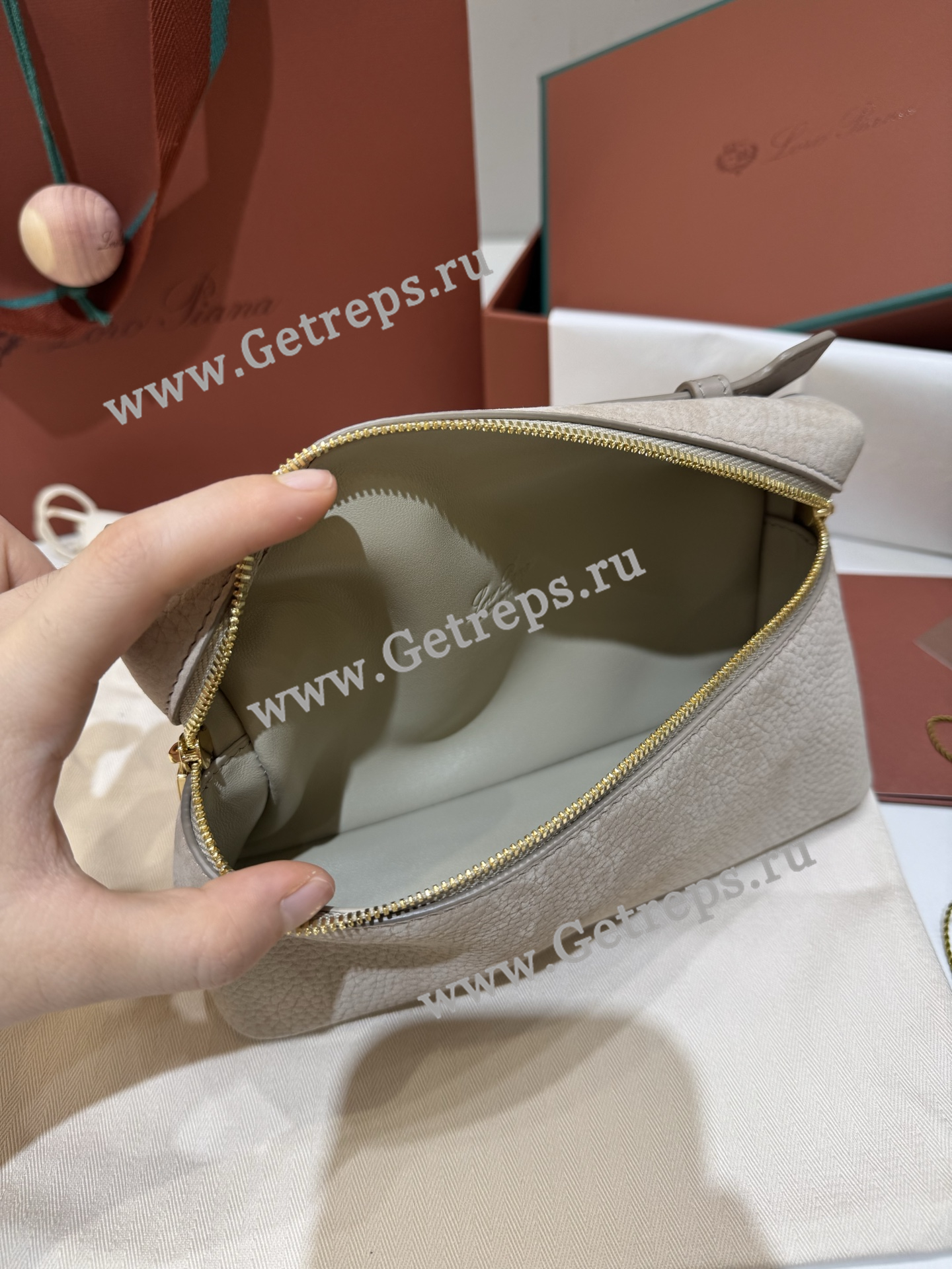 Loro Pian Extra pocket L19 Beige