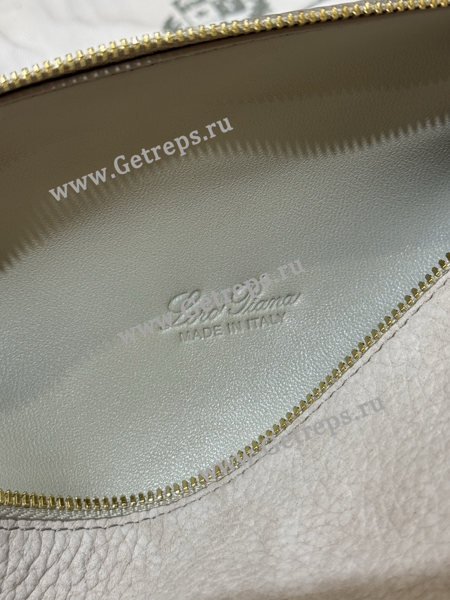 Loro Pian Extra pocket L19 Beige