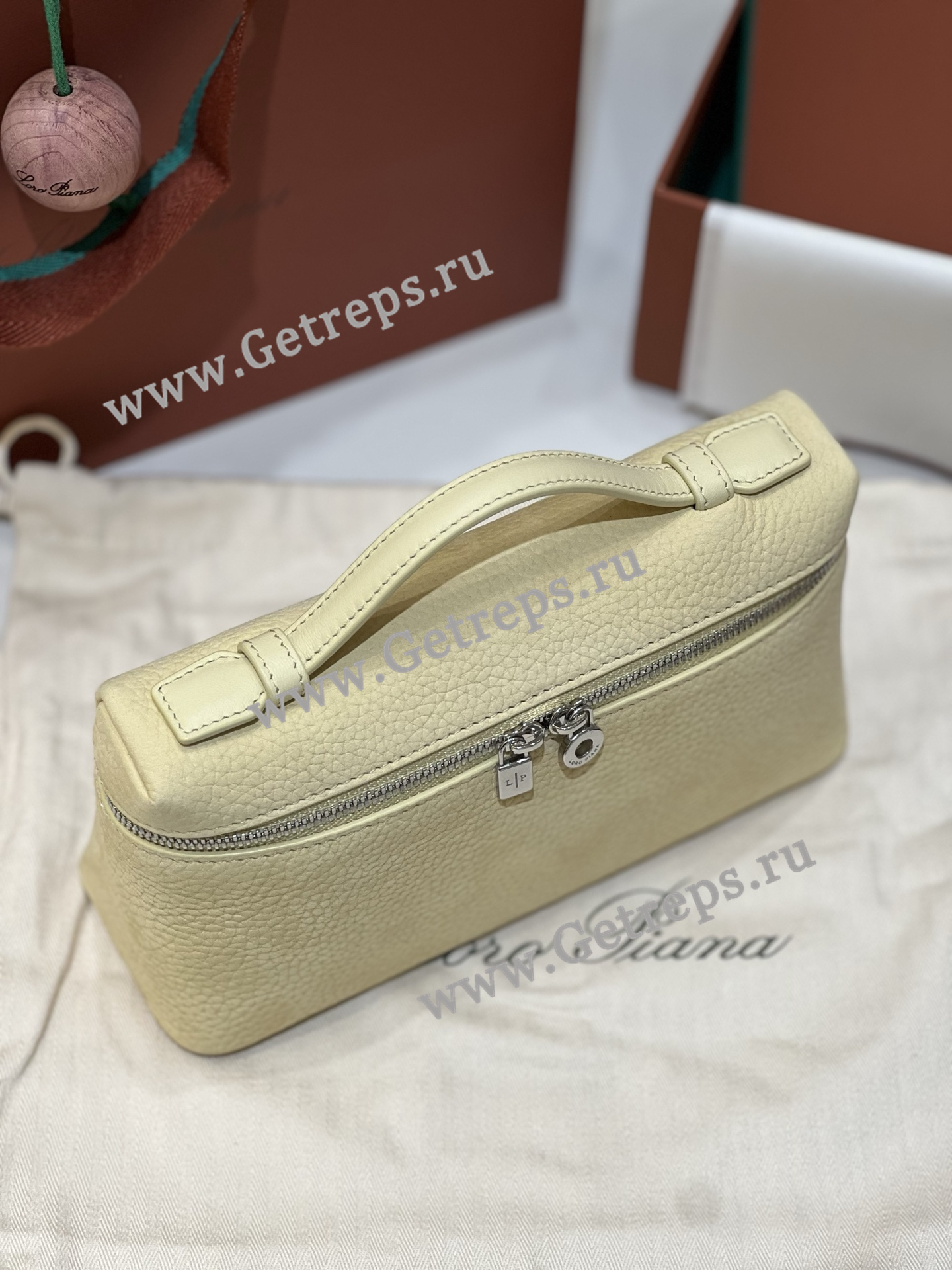 Loro Pian Extra pocket L19 Velvet Light Yellow