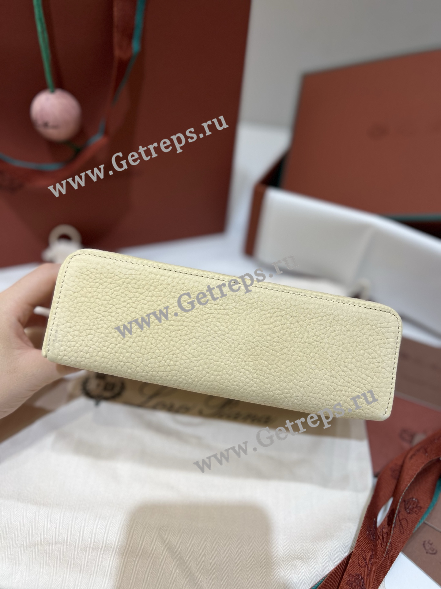Loro Pian Extra pocket L19 Velvet Light Yellow