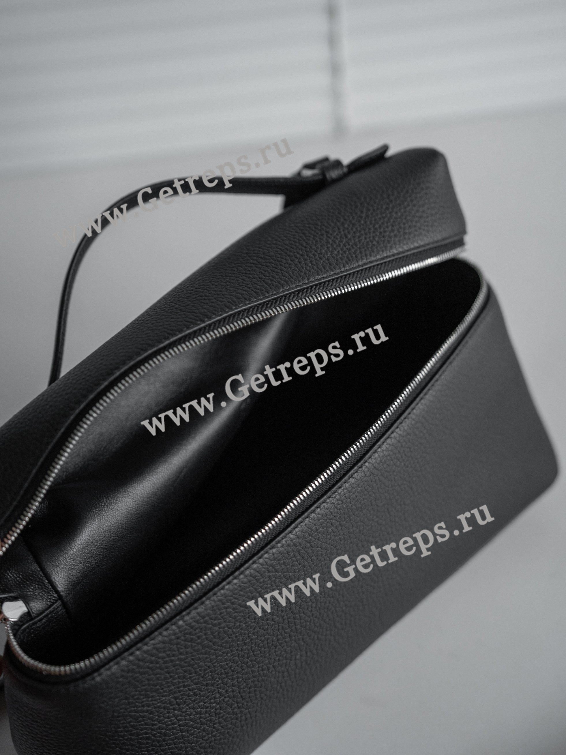 Loro Piana Extra Bag L27 Calfskin-10