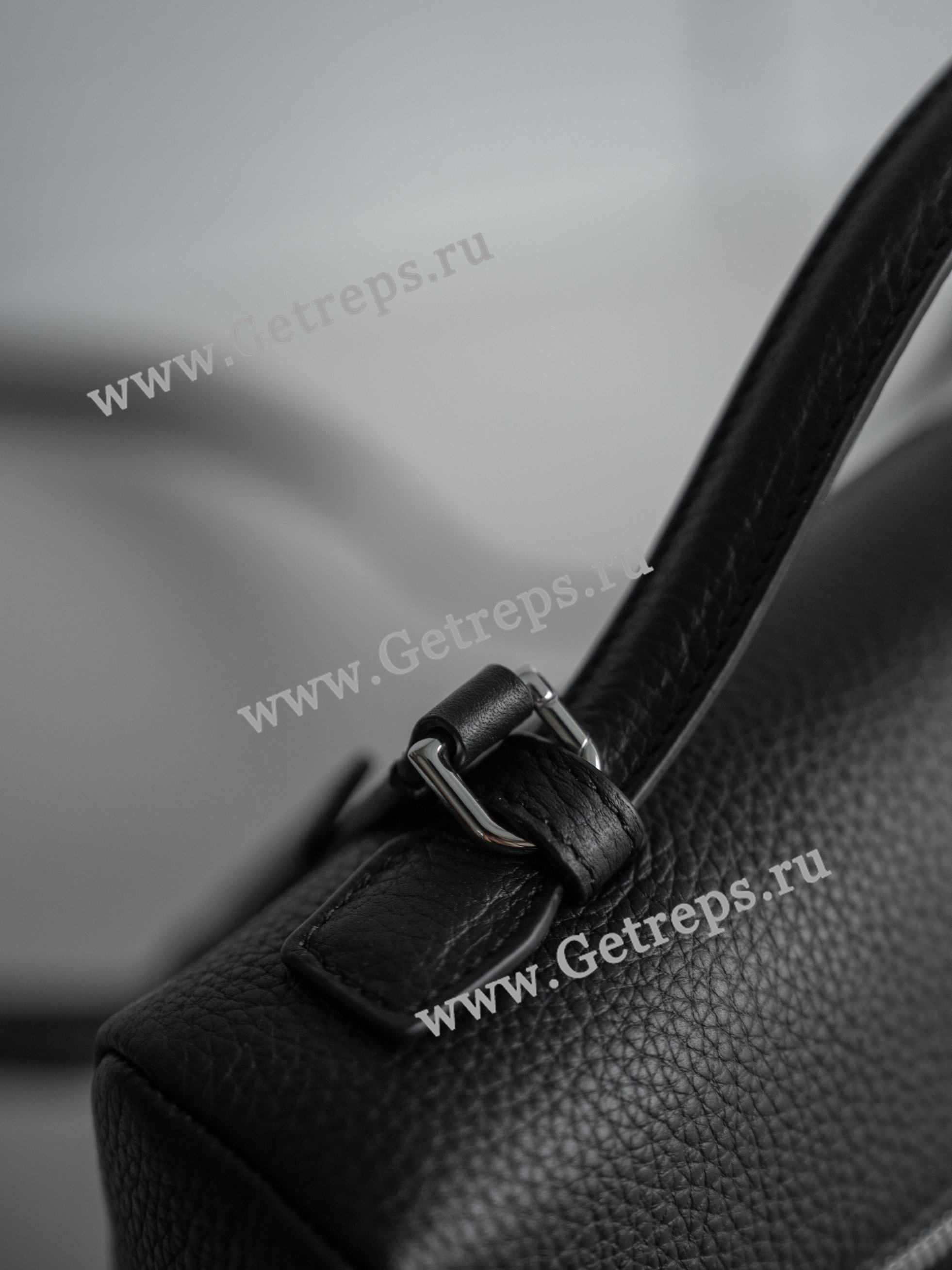 Loro Piana Extra Bag L27 Calfskin-10