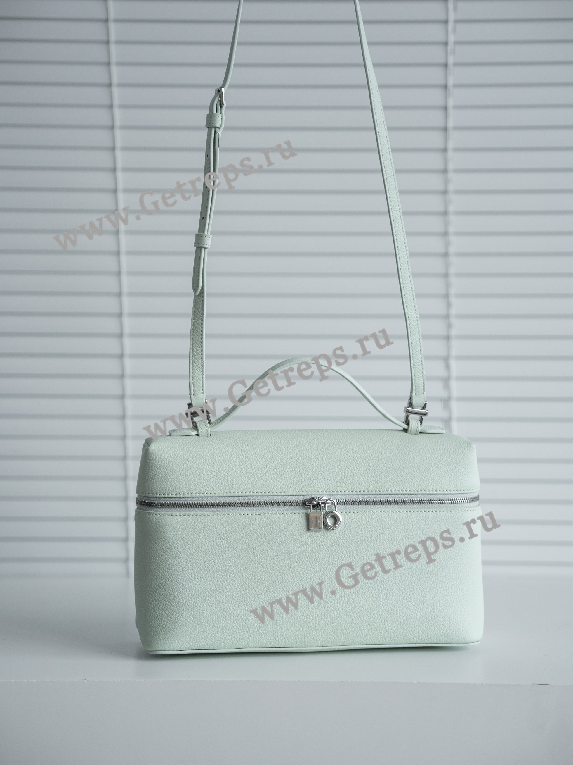 Loro Piana Extra Bag L27 Calfskin-11