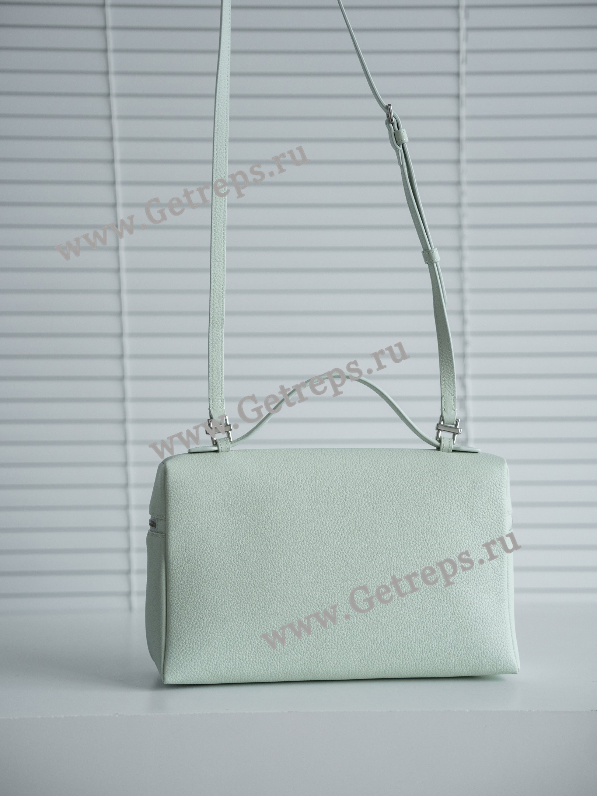 Loro Piana Extra Bag L27 Calfskin-11