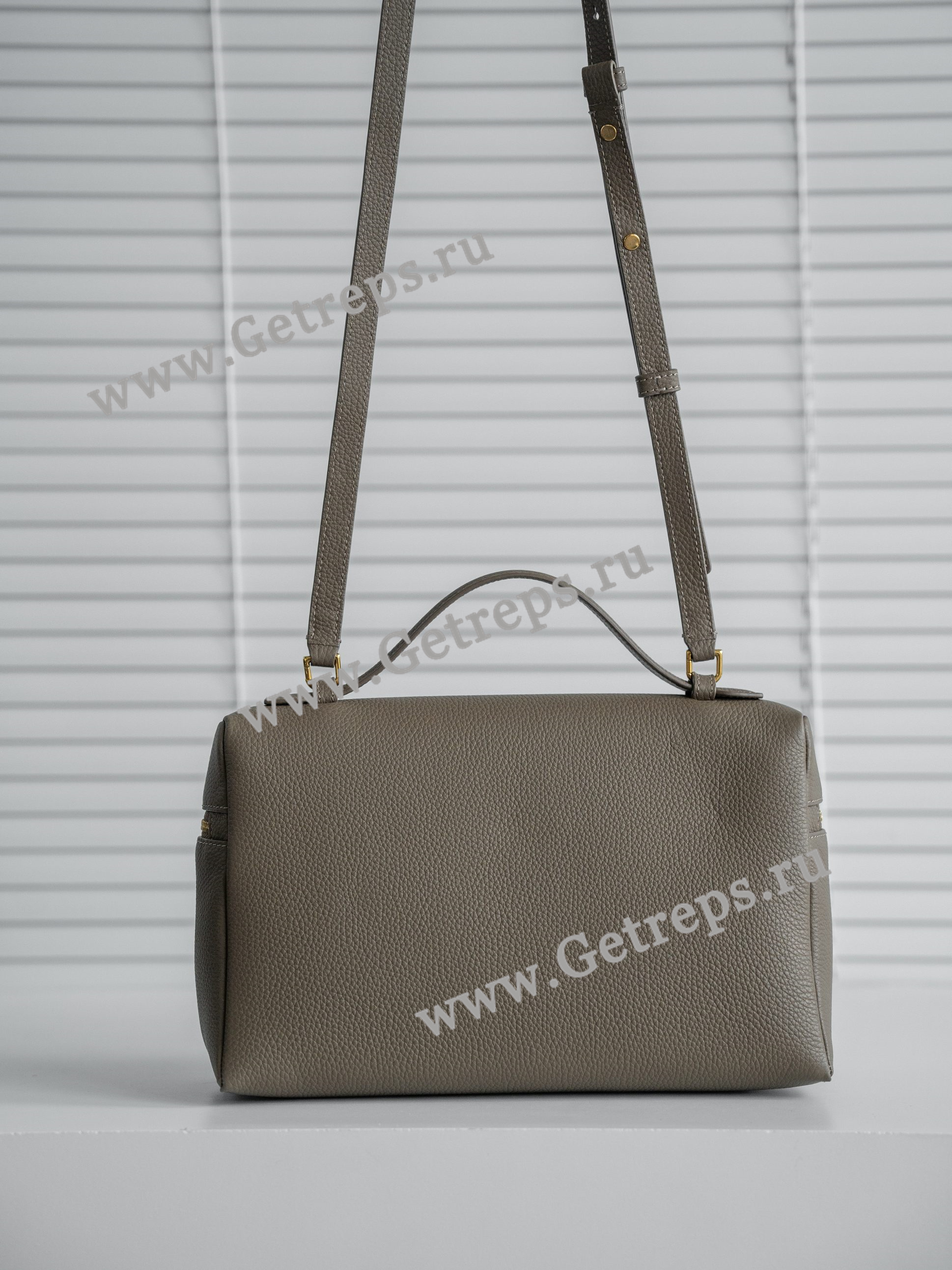 Loro Piana Extra Bag L27 Calfskin-13