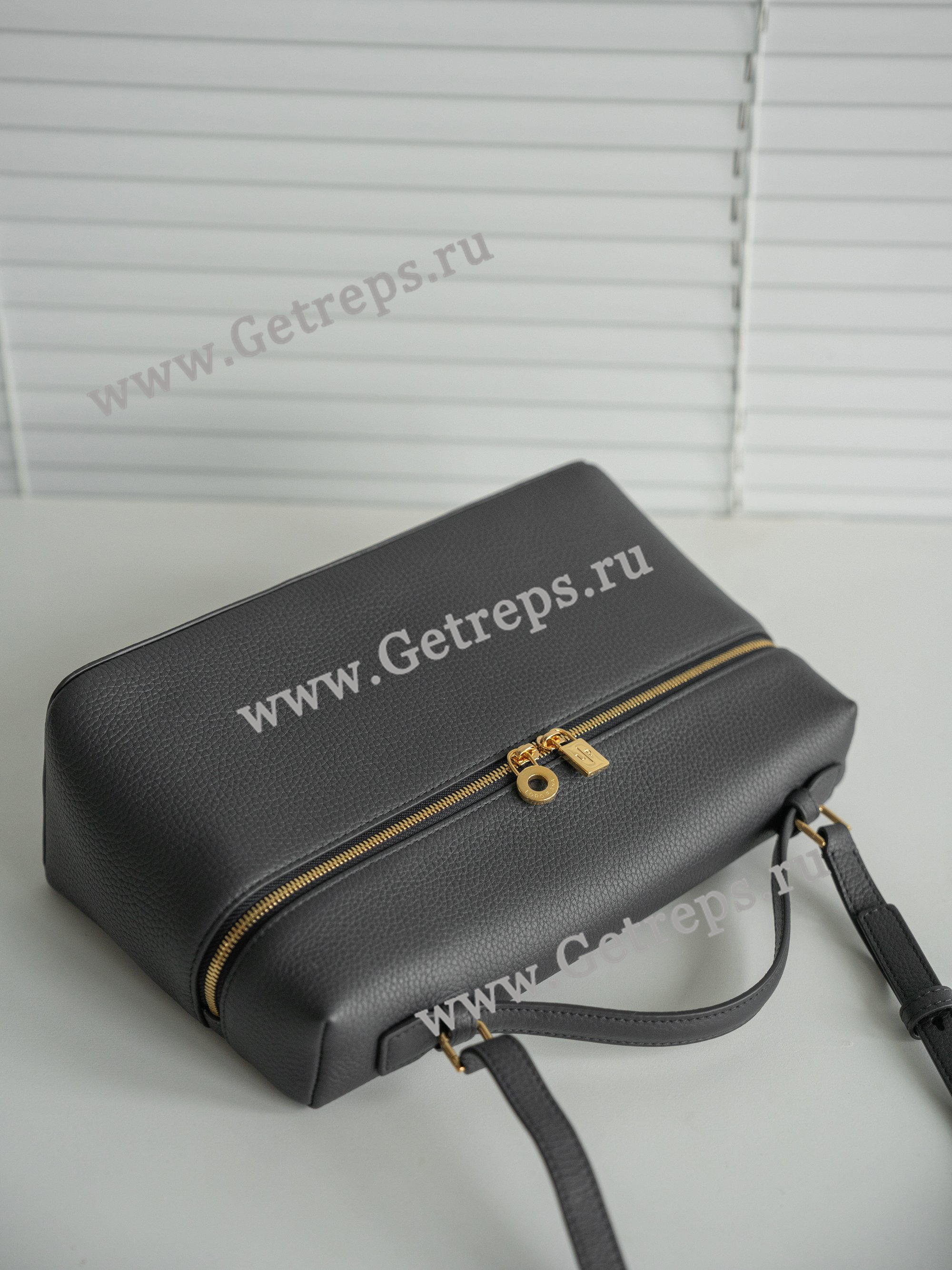 Loro Piana Extra Bag L27 Calfskin-14