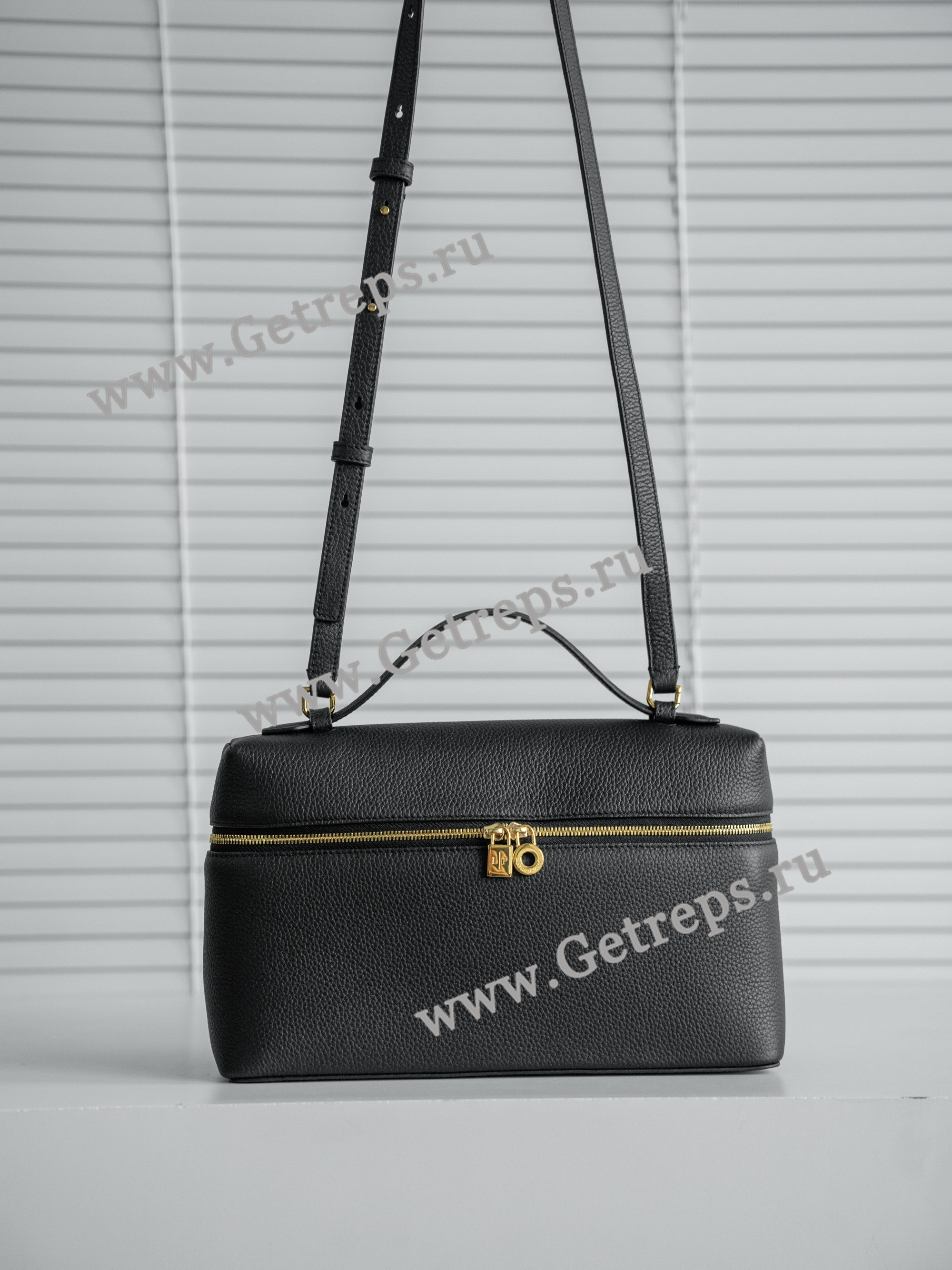 Loro Piana Extra Bag L27 Calfskin-17