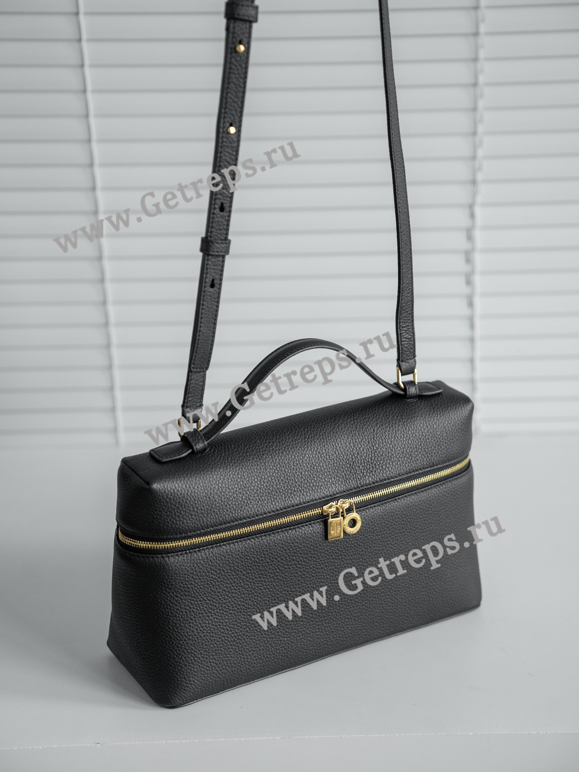 Loro Piana Extra Bag L27 Calfskin-17