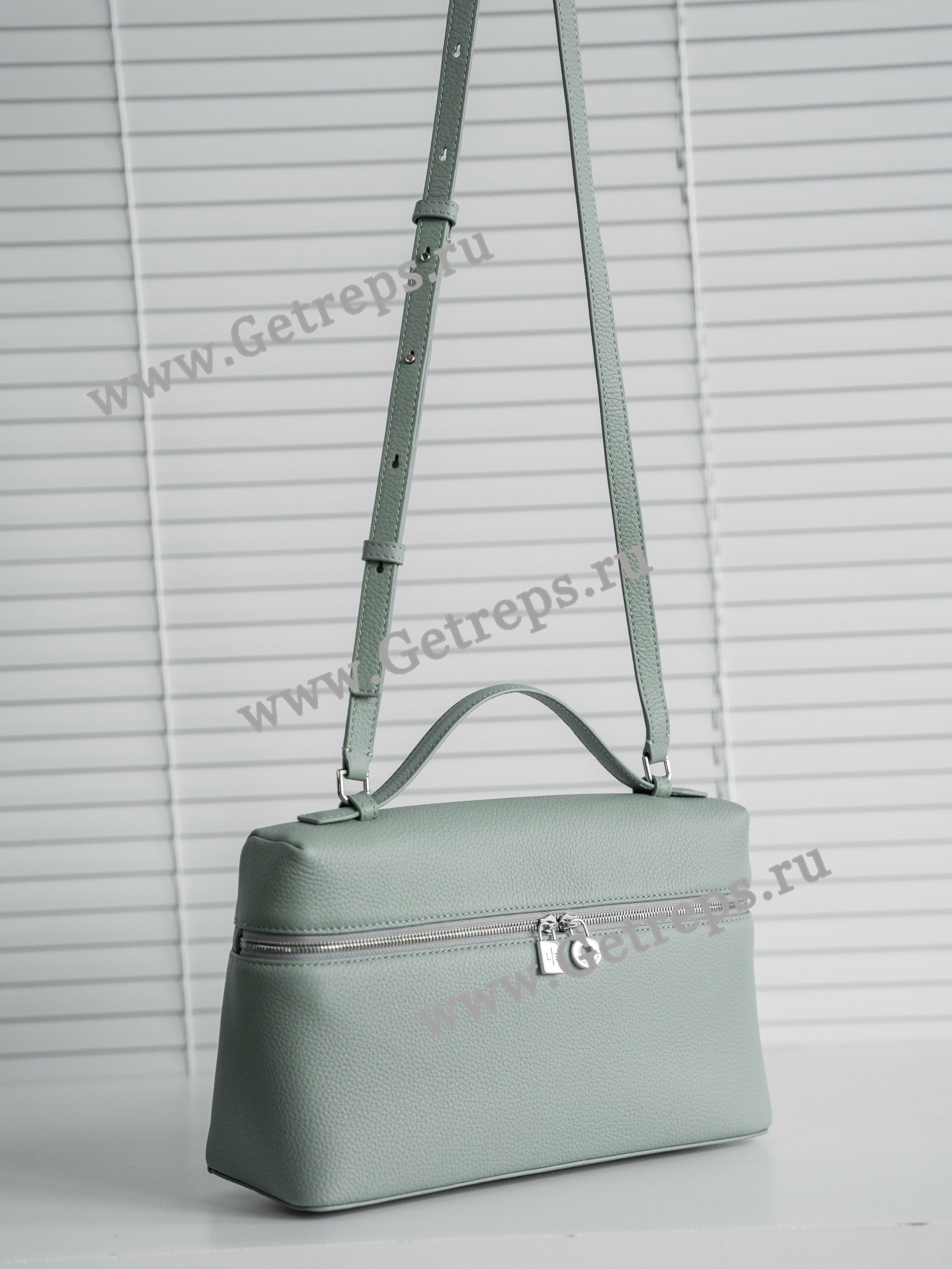Loro Piana Extra Bag L27 Calfskin-2