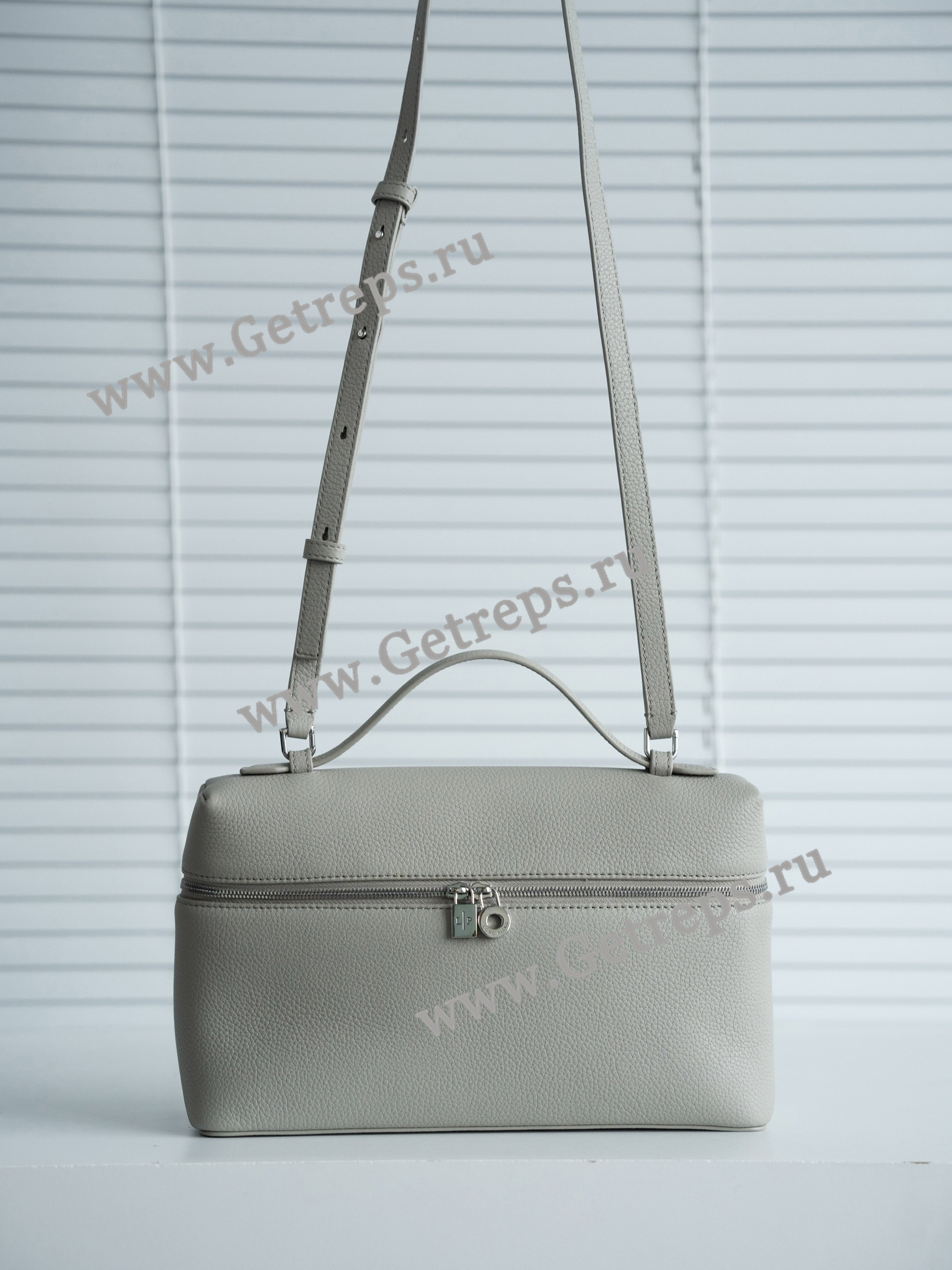 Loro Piana Extra Bag L27 Calfskin-3