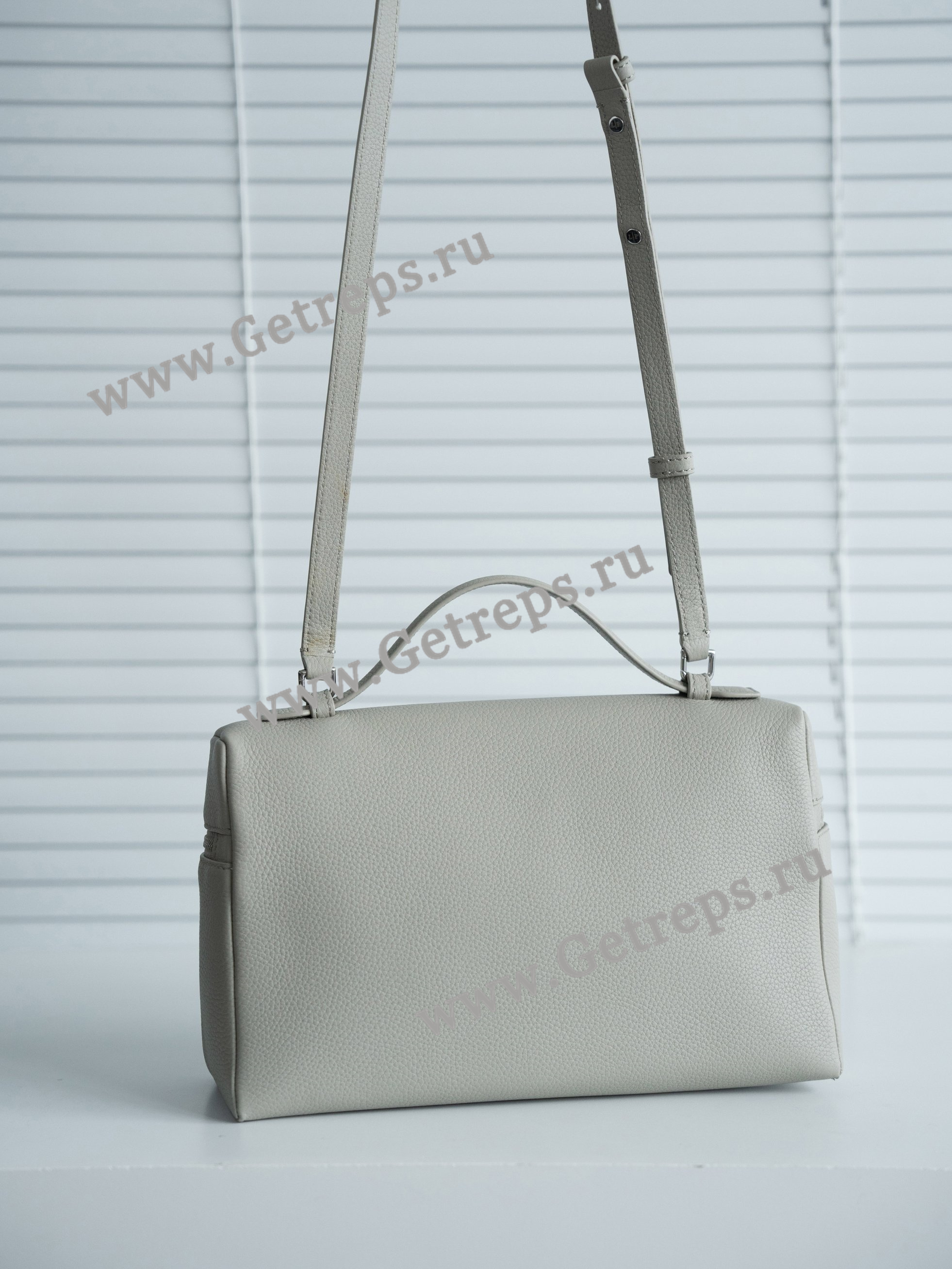 Loro Piana Extra Bag L27 Calfskin-3
