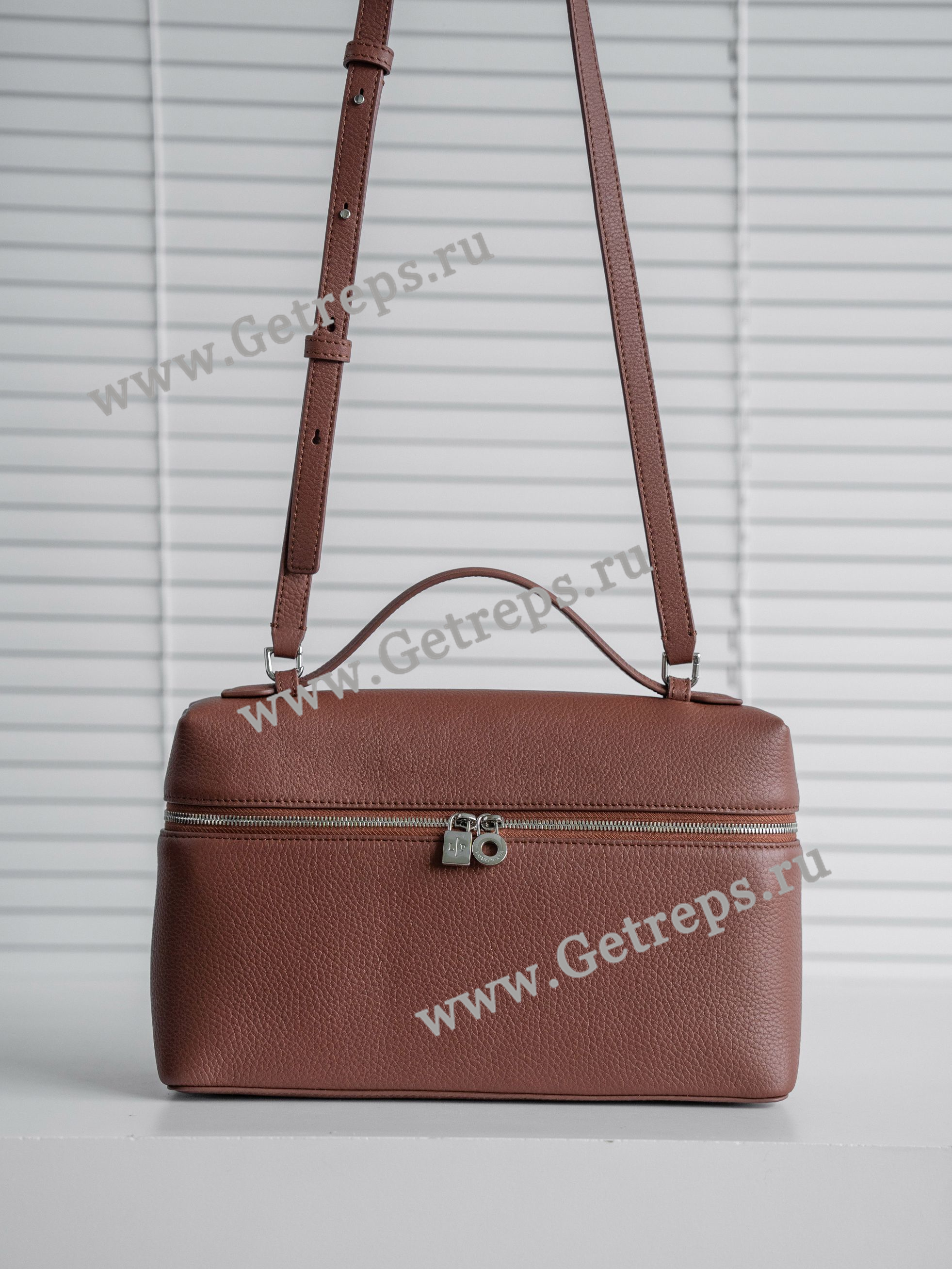 Loro Piana Extra Bag L27 Calfskin-4