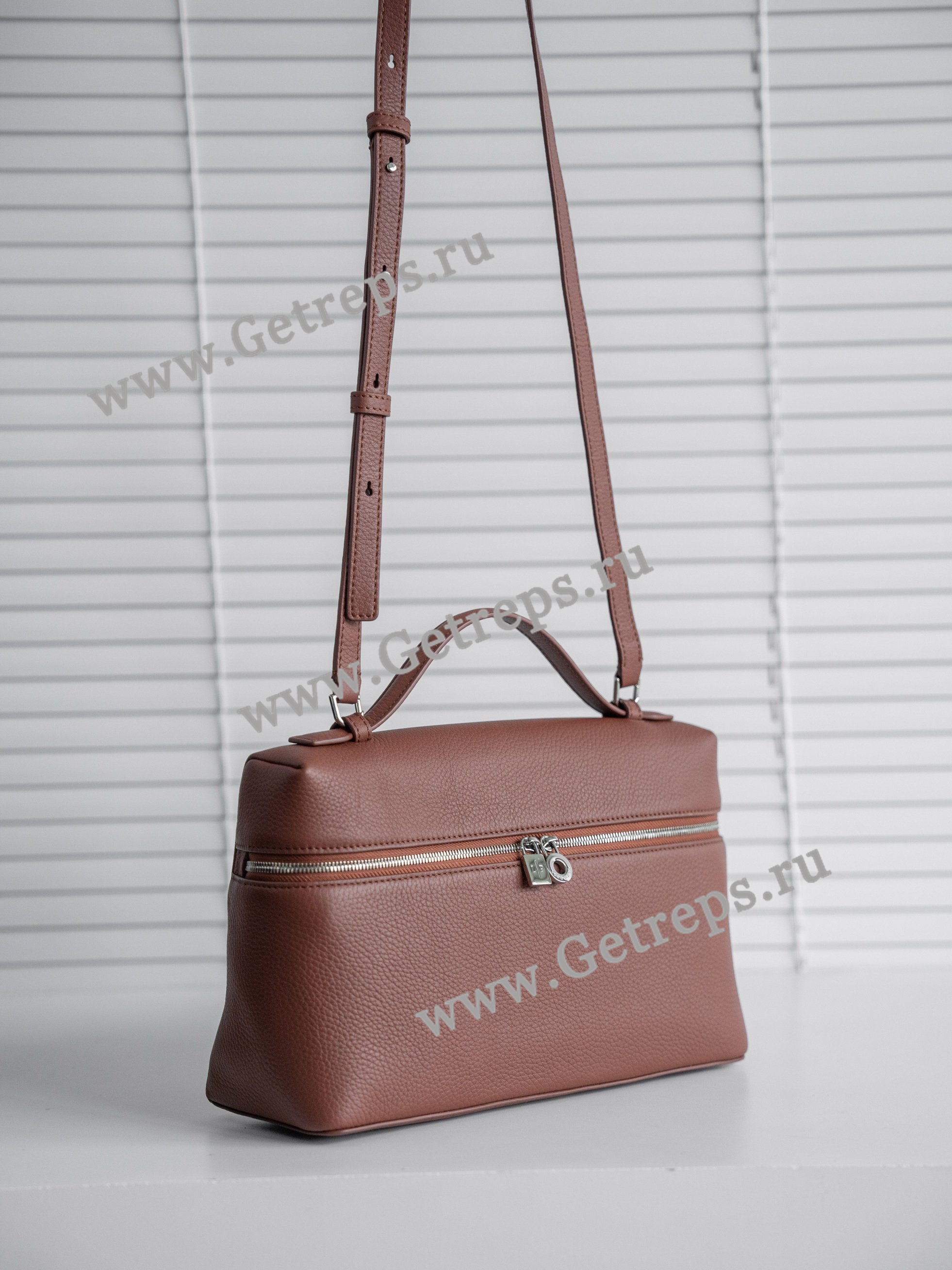Loro Piana Extra Bag L27 Calfskin-4