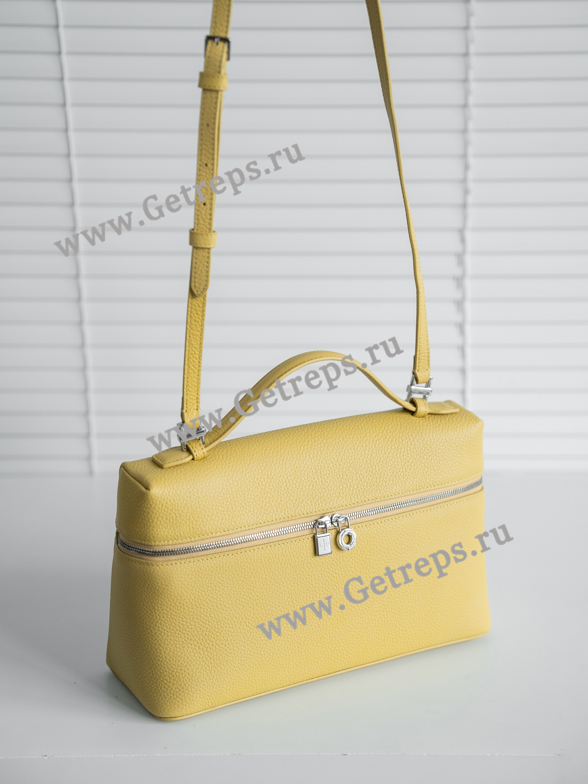 Loro Piana Extra Bag L27 Calfskin-5
