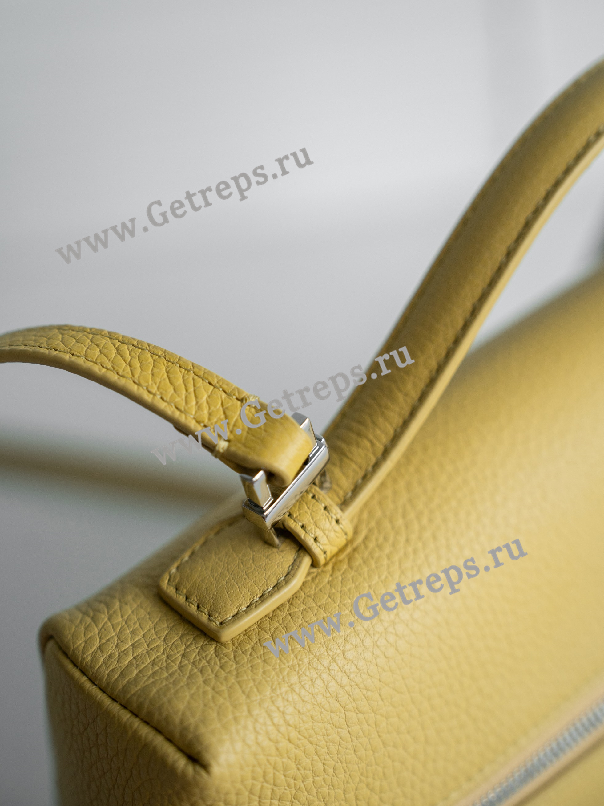 Loro Piana Extra Bag L27 Calfskin-5