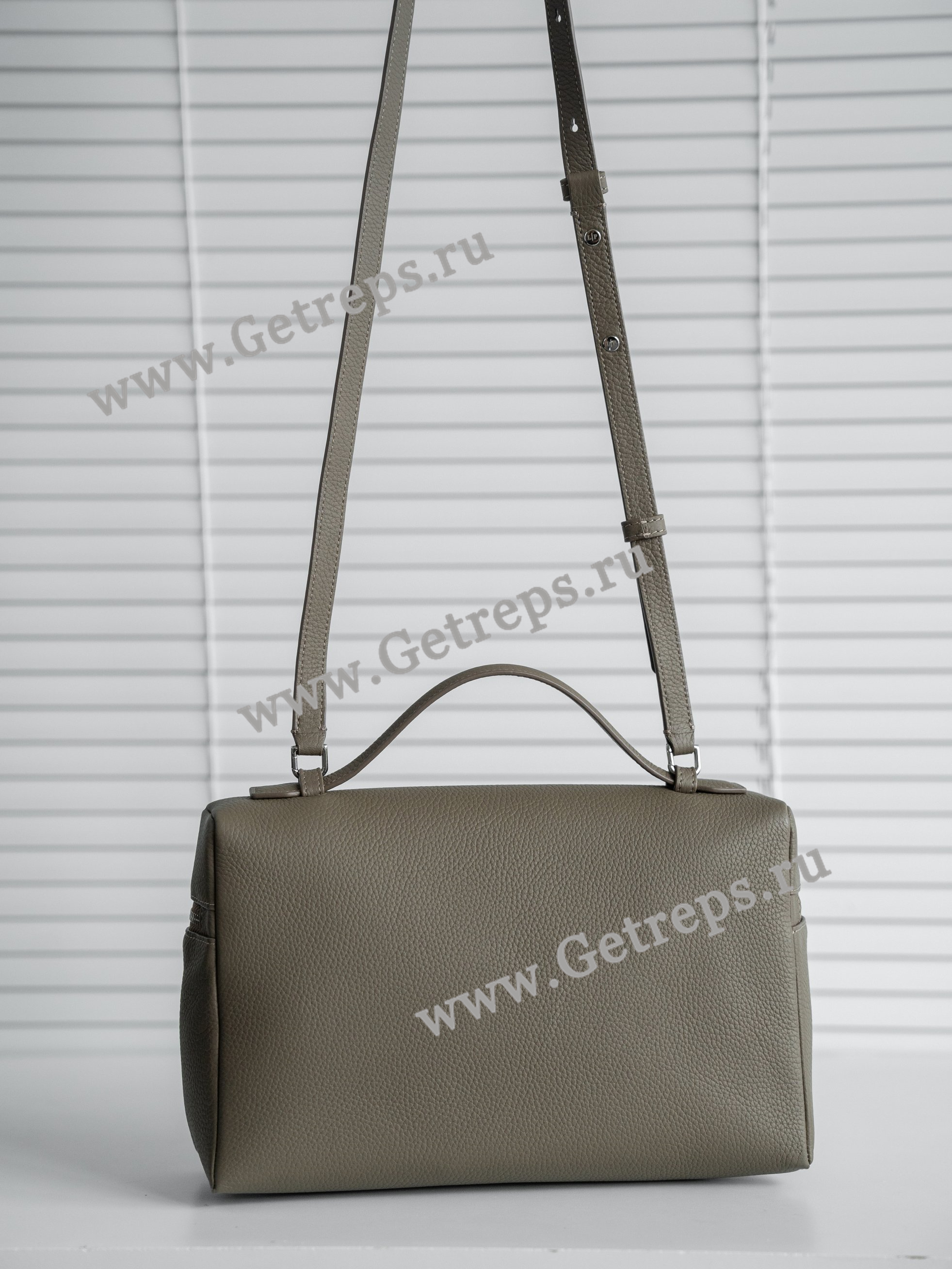 Loro Piana Extra Bag L27 Calfskin-6