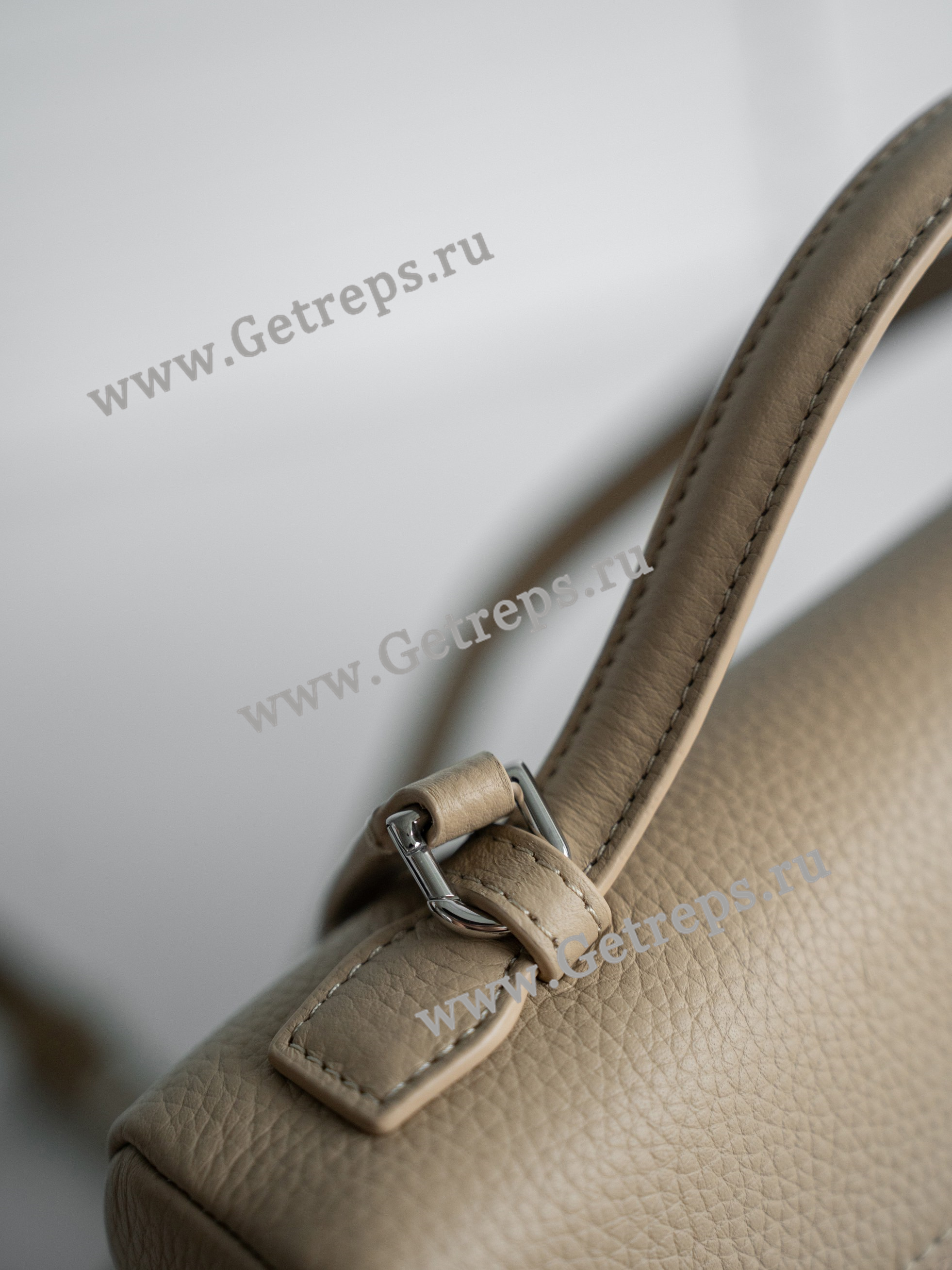 Loro Piana Extra Bag L27 Calfskin-7