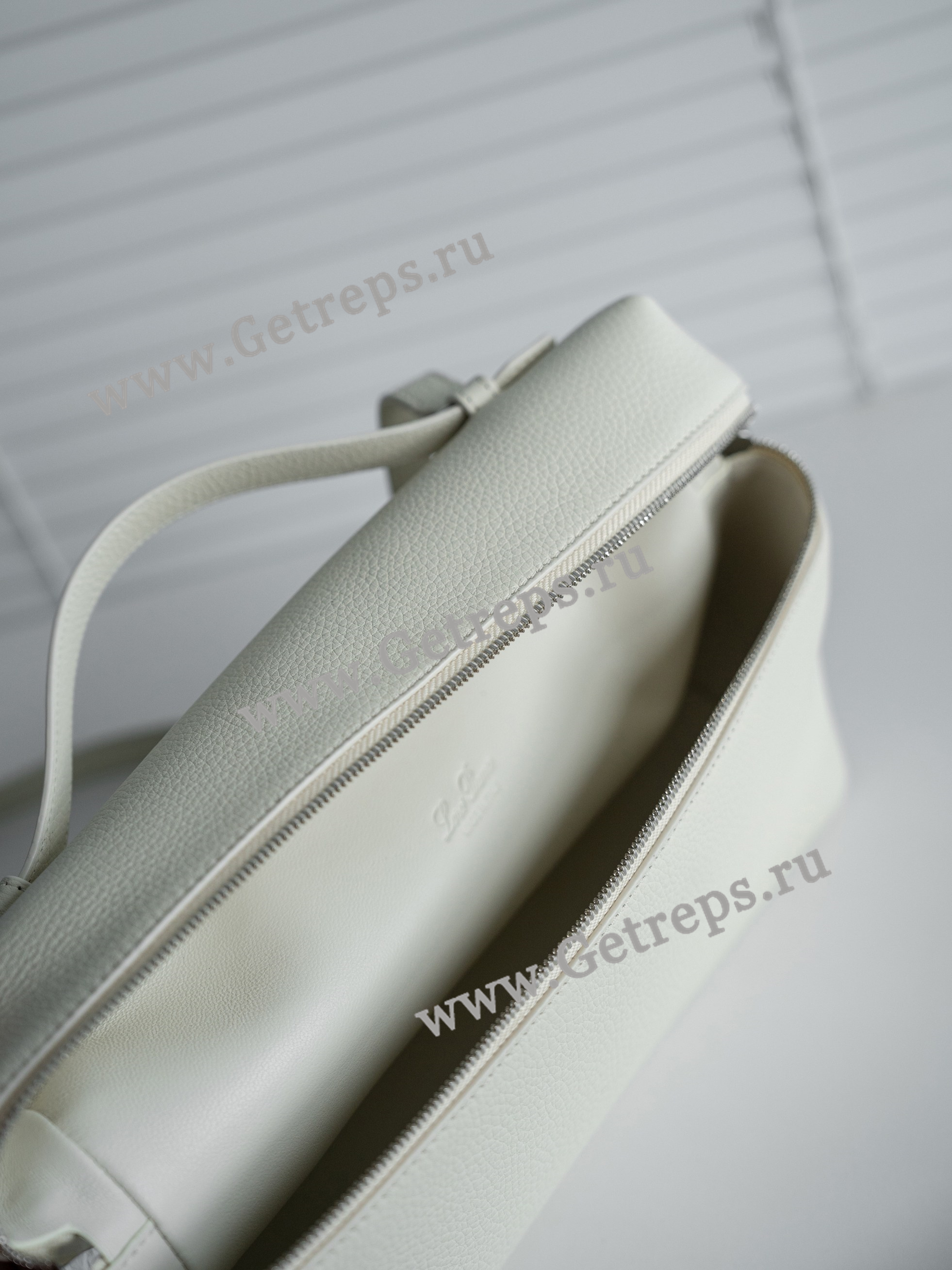 Loro Piana Extra Bag L27 Calfskin-8