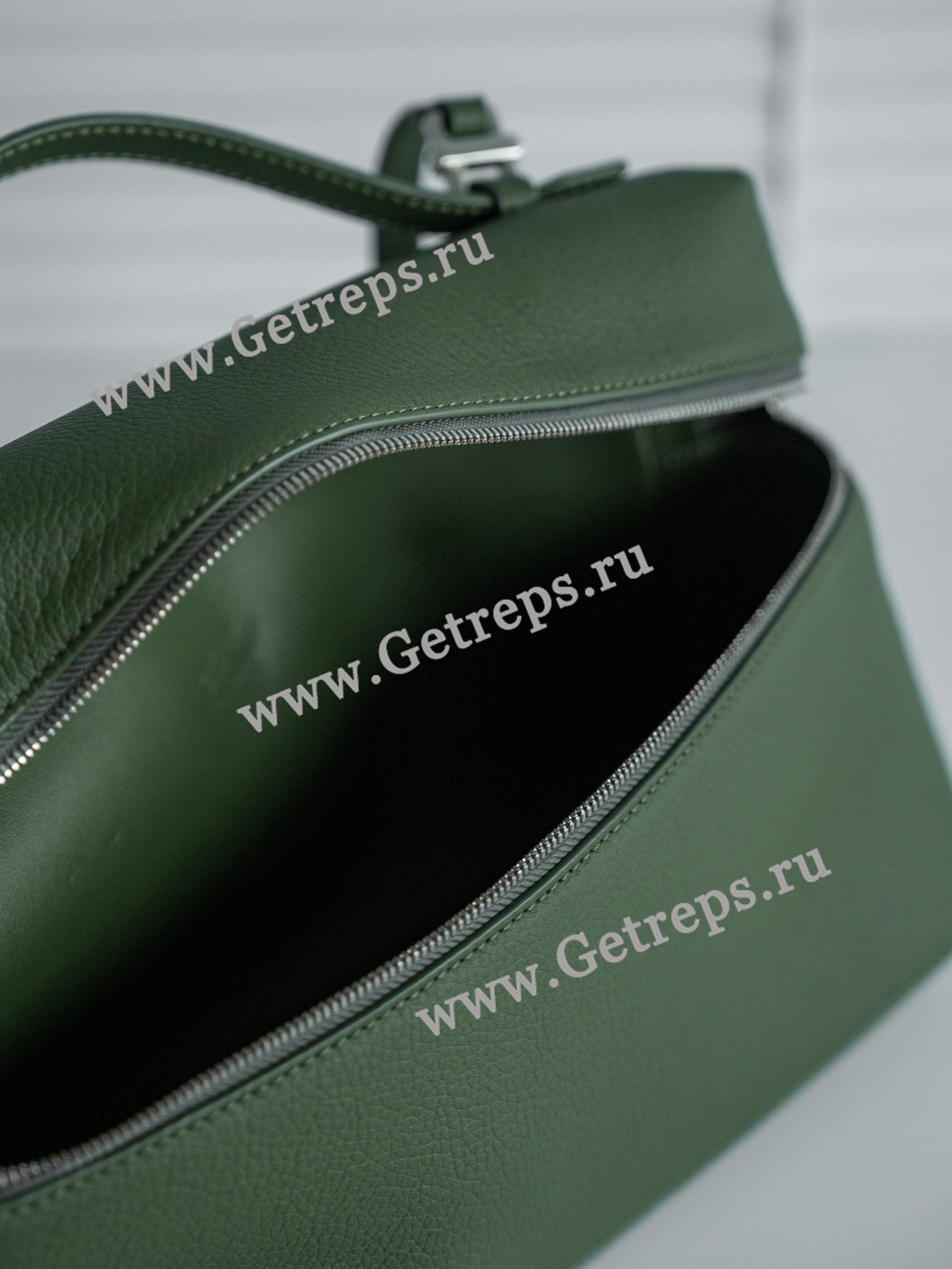 Loro Piana Extra Bag L27 Calfskin-9