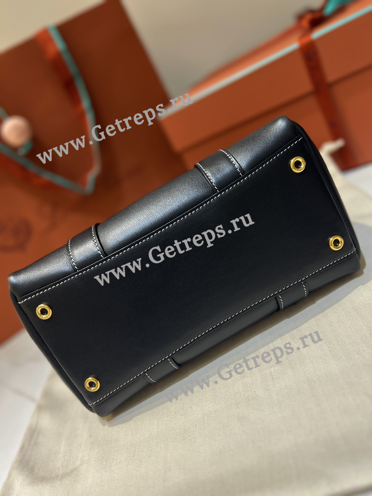 Loro Piana Loom Bag L25 Calfskin-12