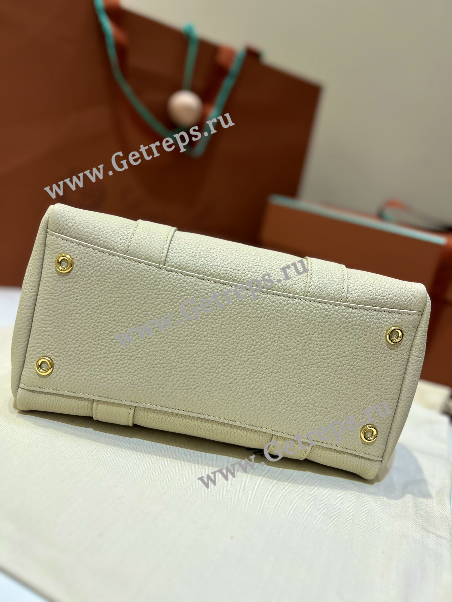 Loro Piana Loom Bag L25 Grained Calfskin-8