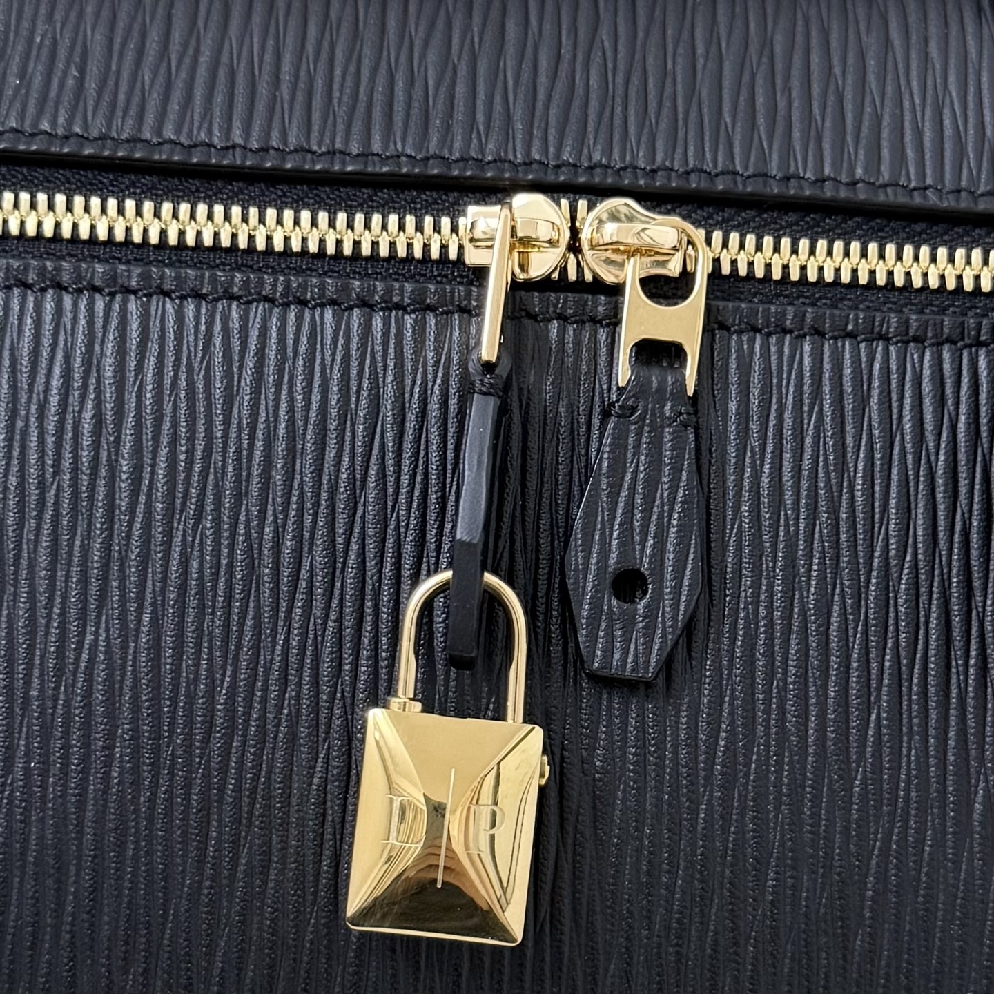 Loro piana Extra Bag L23 Ostrich Black Water Ripples