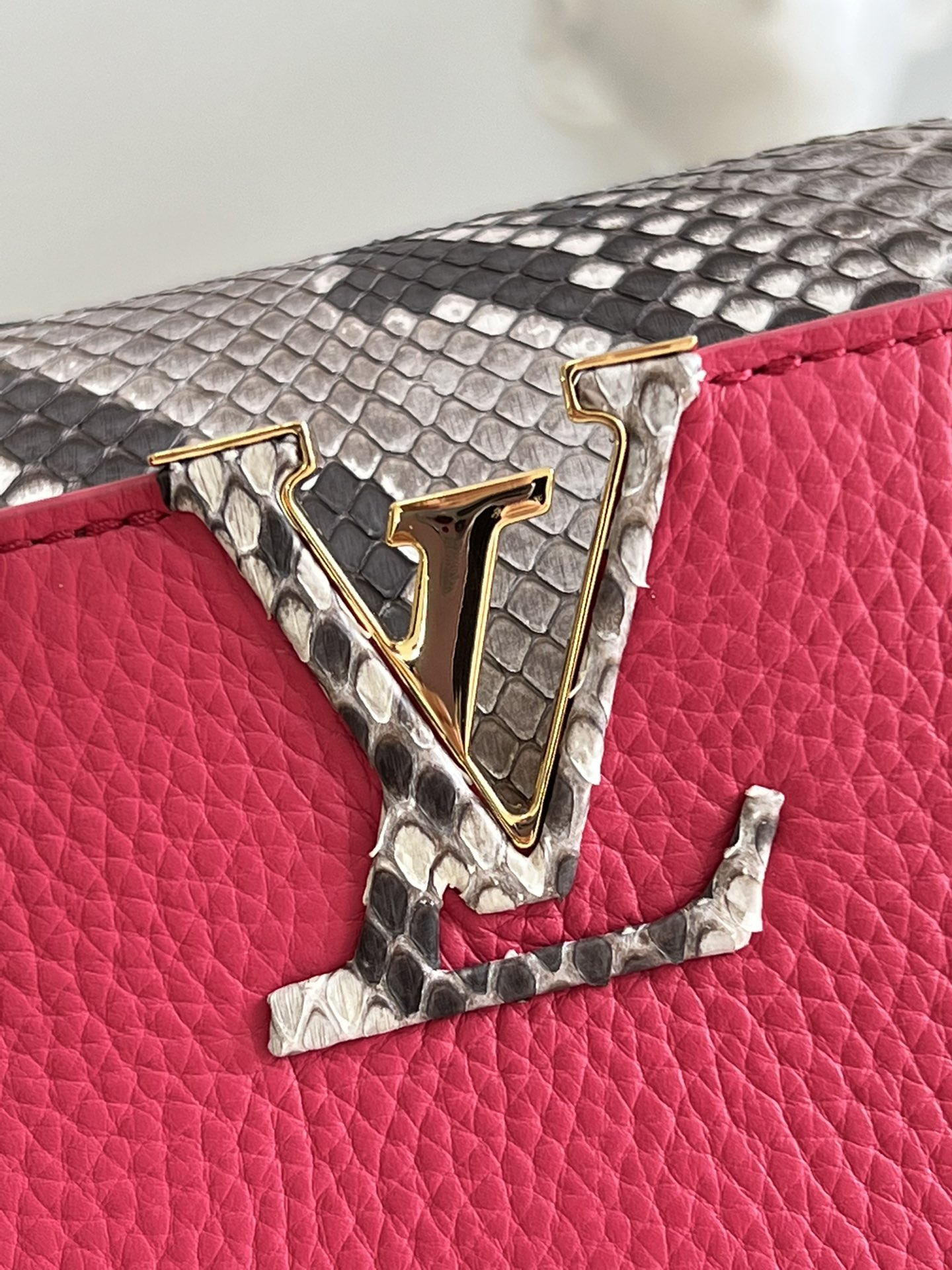 Louis Vuitton Capucines BB Handbag Taurillon Leather with Python Skin on the Handle Canglan Powder M80741