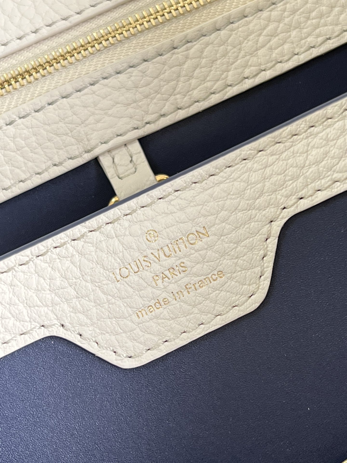 Louis Vuitton Capucines MM Handbag  Taurillon Leather Blue M59438