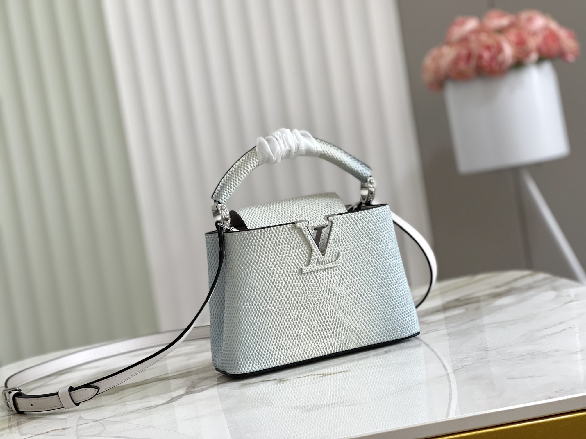 Louis Vuitton Capucines Mini 21cm Lizard Gradient