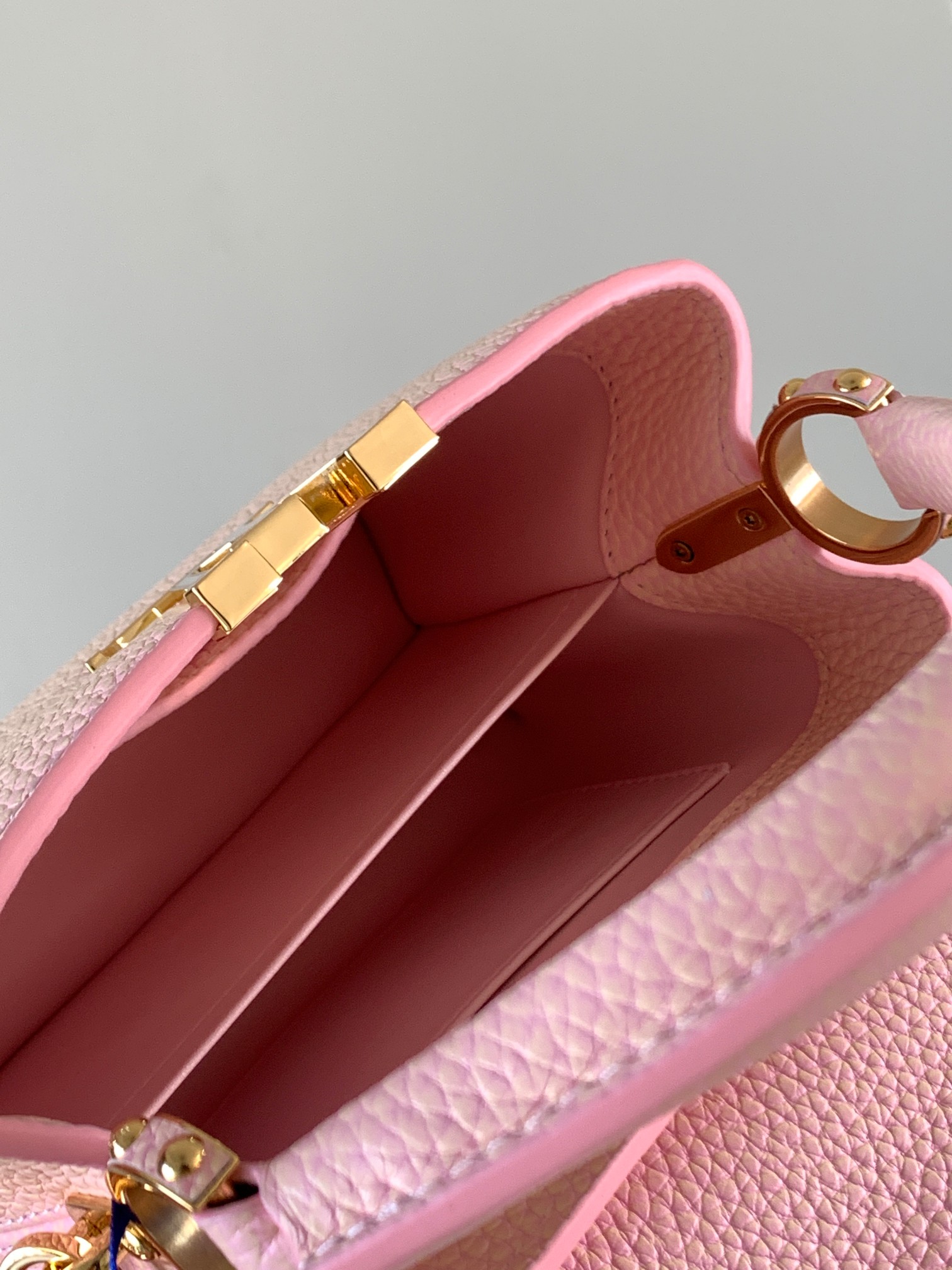 Louis Vuitton Capucines Mini Taurillon Leather Seashell LV Initials and Exquisitely Braided Leather Chain Pink M59850