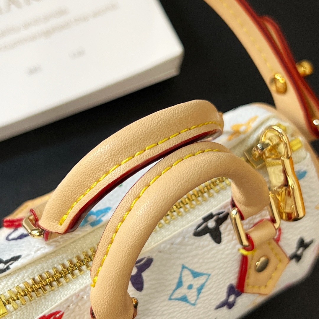 Louis Vuitton M00544 Speedy Monogram Bag Charm-4