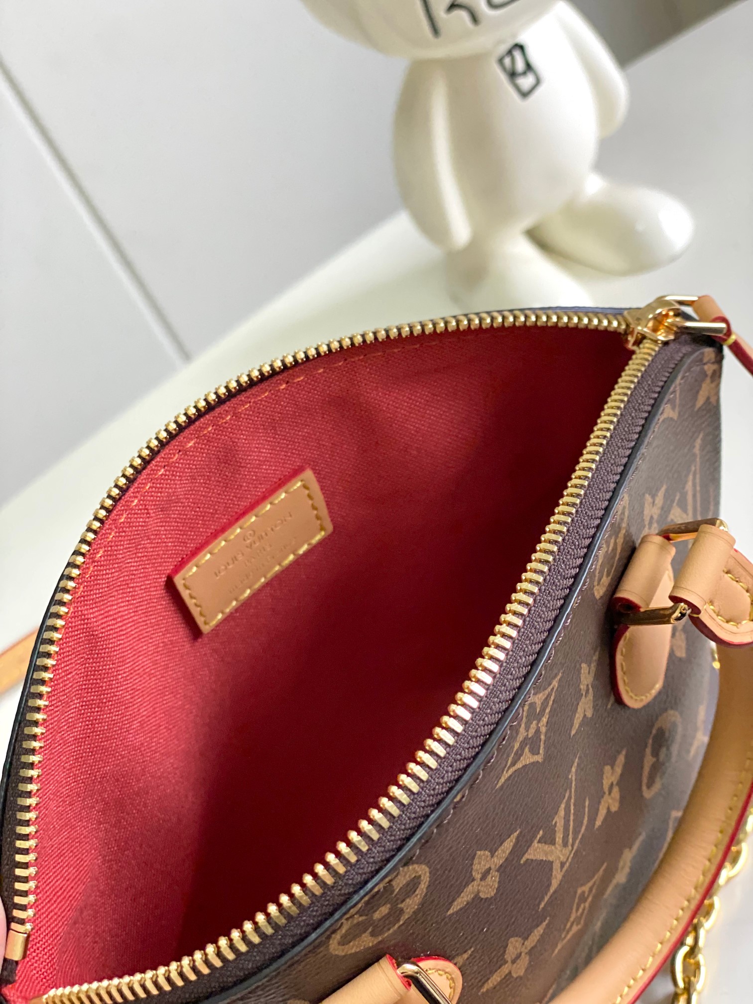 Louis Vuitton M12019 Lockit BB Coated canvas