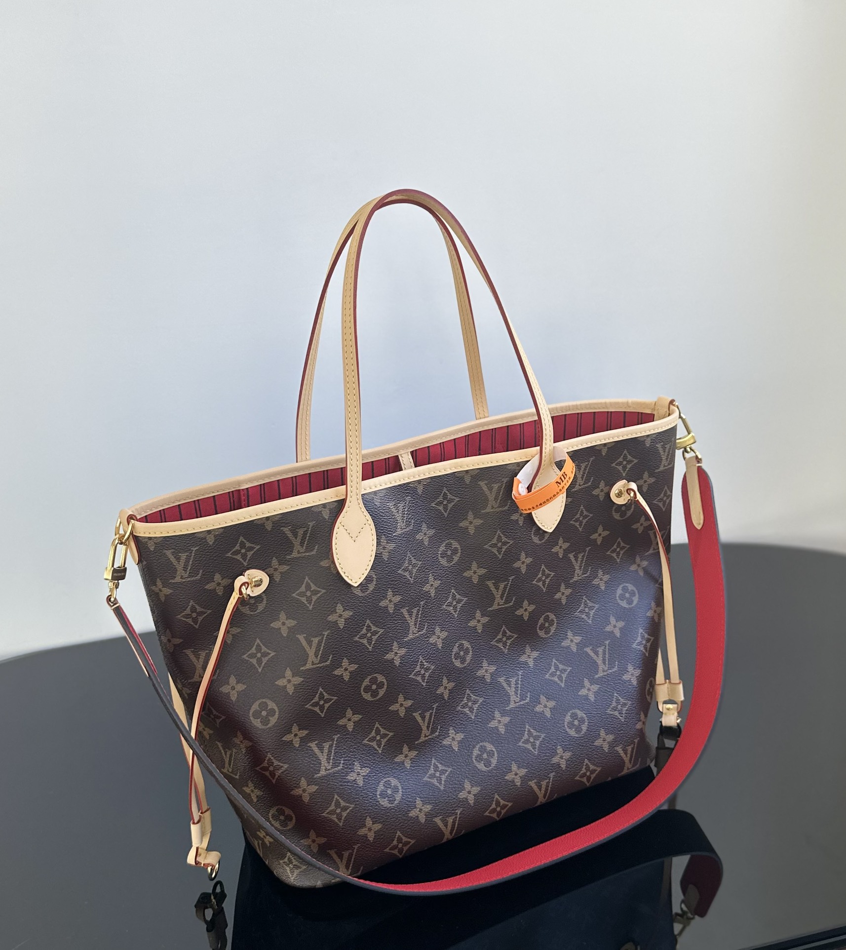 Louis Vuitton M12096 Neverfull Bandouliere Inside Out MM